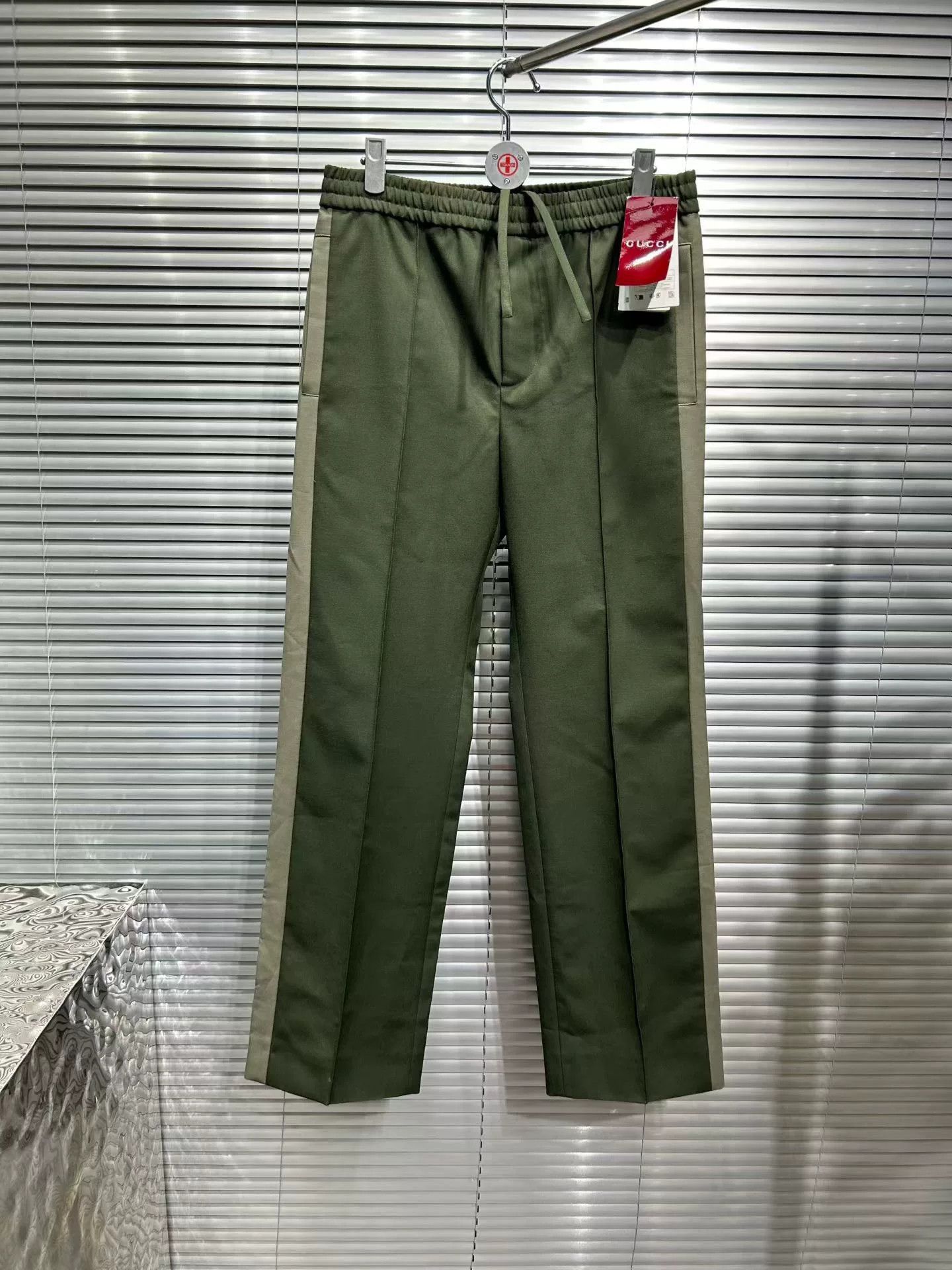 Gucci Gucci Side Stripe Casual Pants Size 46 Size US 30 / EU 46 - 2 Thumbnail