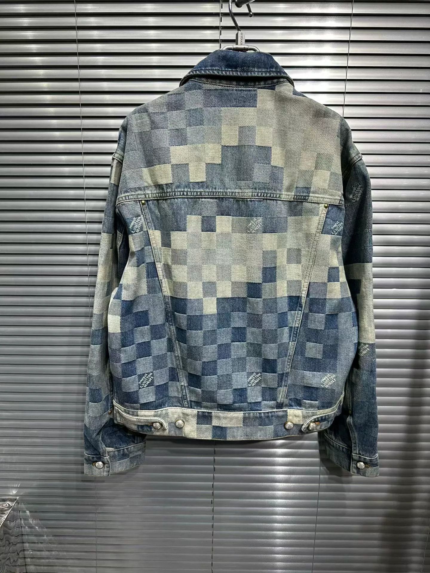 Louis Vuitton Louis Vuitton Damier Mosaic Denim Jacket 46 Size US S / EU 44-46 / 1 - 3 Thumbnail