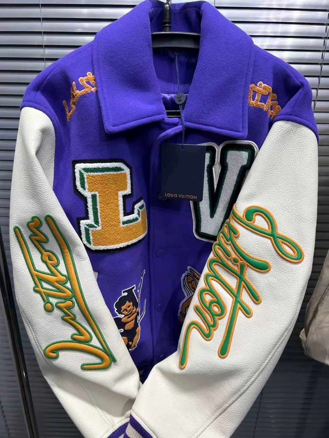 Louis Vuitton Louis Vuitton Purple Embroidered Varsity Jacket 46 Size US S / EU 44-46 / 1 - 4 Thumbnail