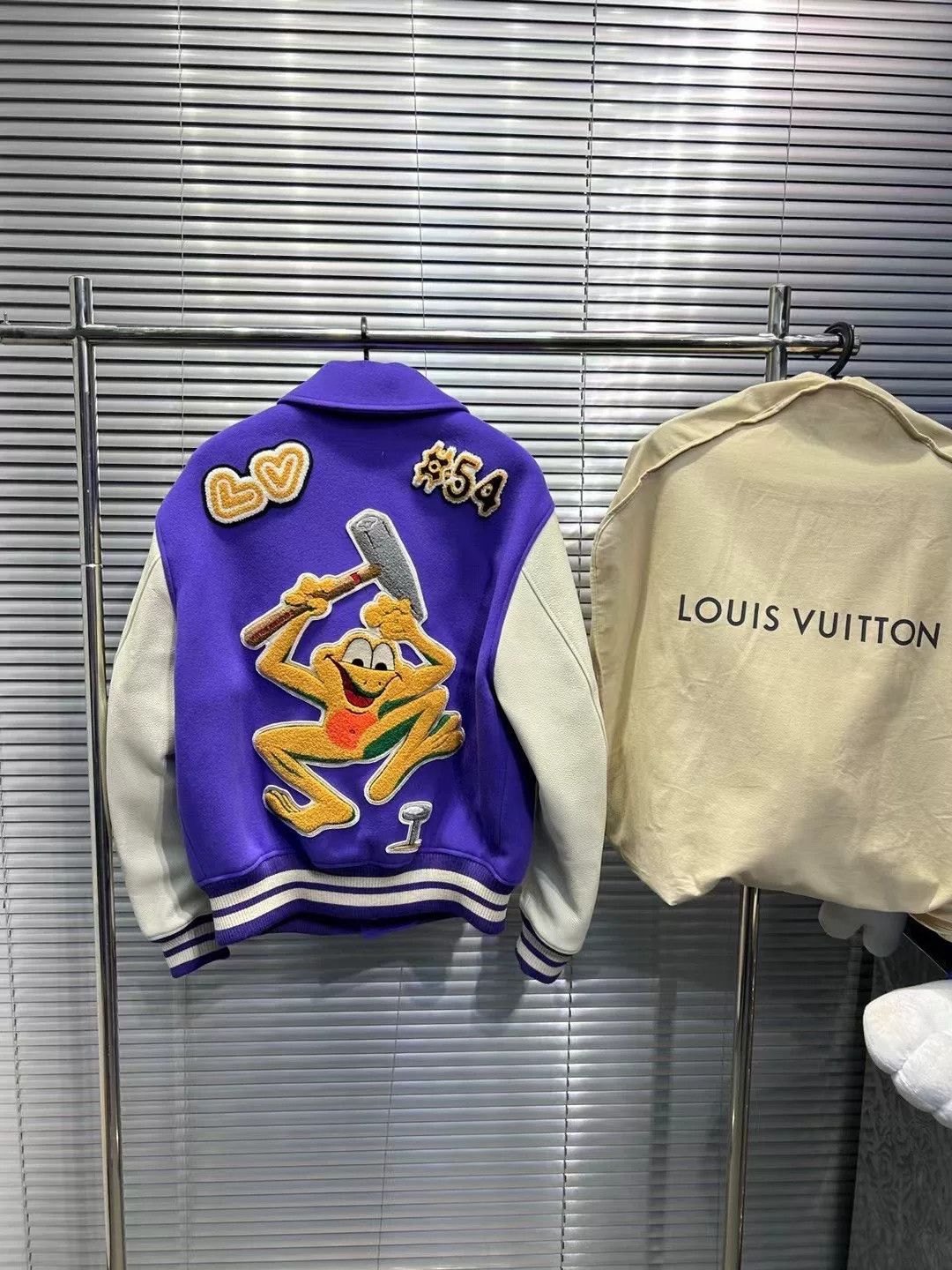Louis Vuitton Louis Vuitton Purple Embroidered Varsity Jacket 46 Size US S / EU 44-46 / 1 - 3 Thumbnail