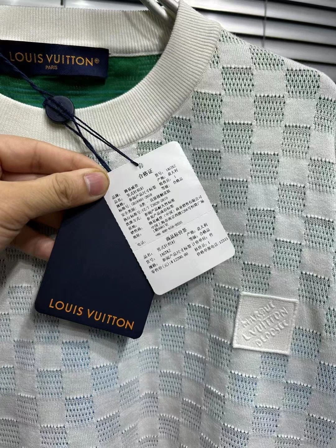 Louis Vuitton Louis Vuitton White Damier Knit Sweater Size S Size US S / EU 44-46 / 1 - 4 Thumbnail