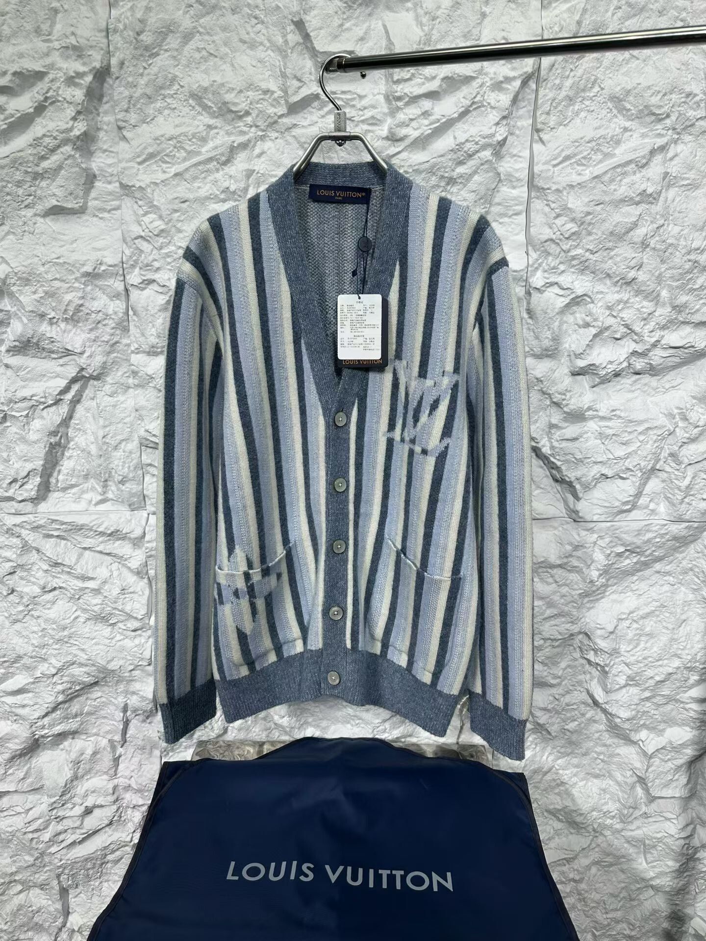 Louis Vuitton Louis Vuitton Striped Knit Cardigan Size M Size US M / EU 48-50 / 2 - 2 Thumbnail