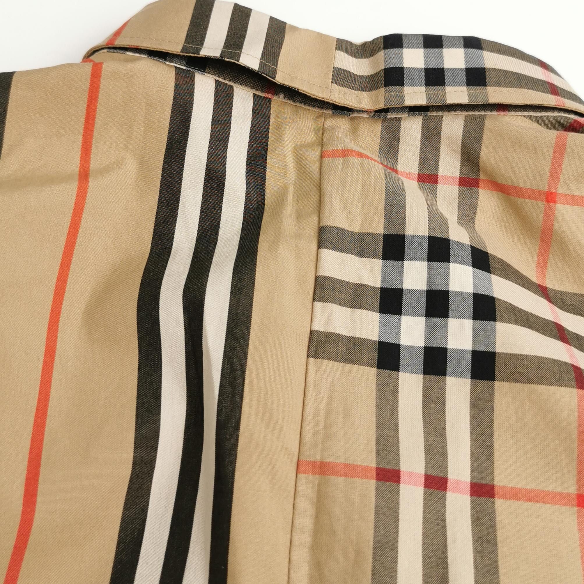 Burberry Burberry Men m Button Ups Size US M / EU 48-50 / 2 - 3 Thumbnail