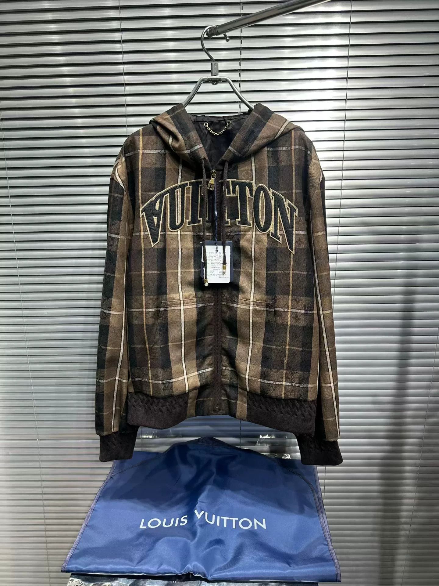 Louis Vuitton Louis Vuitton Tartan Check Hooded Blouson 50 Size US M / EU 48-50 / 2 - 2 Thumbnail