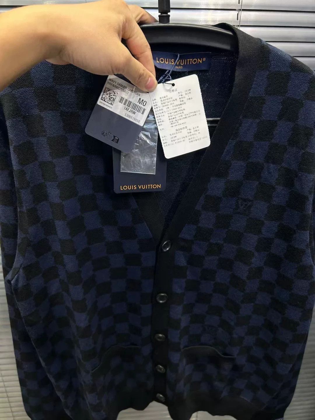 Louis Vuitton Louis Vuitton Wavy Damier Knit Wool Cardigan M Size US M / EU 48-50 / 2 - 3 Thumbnail