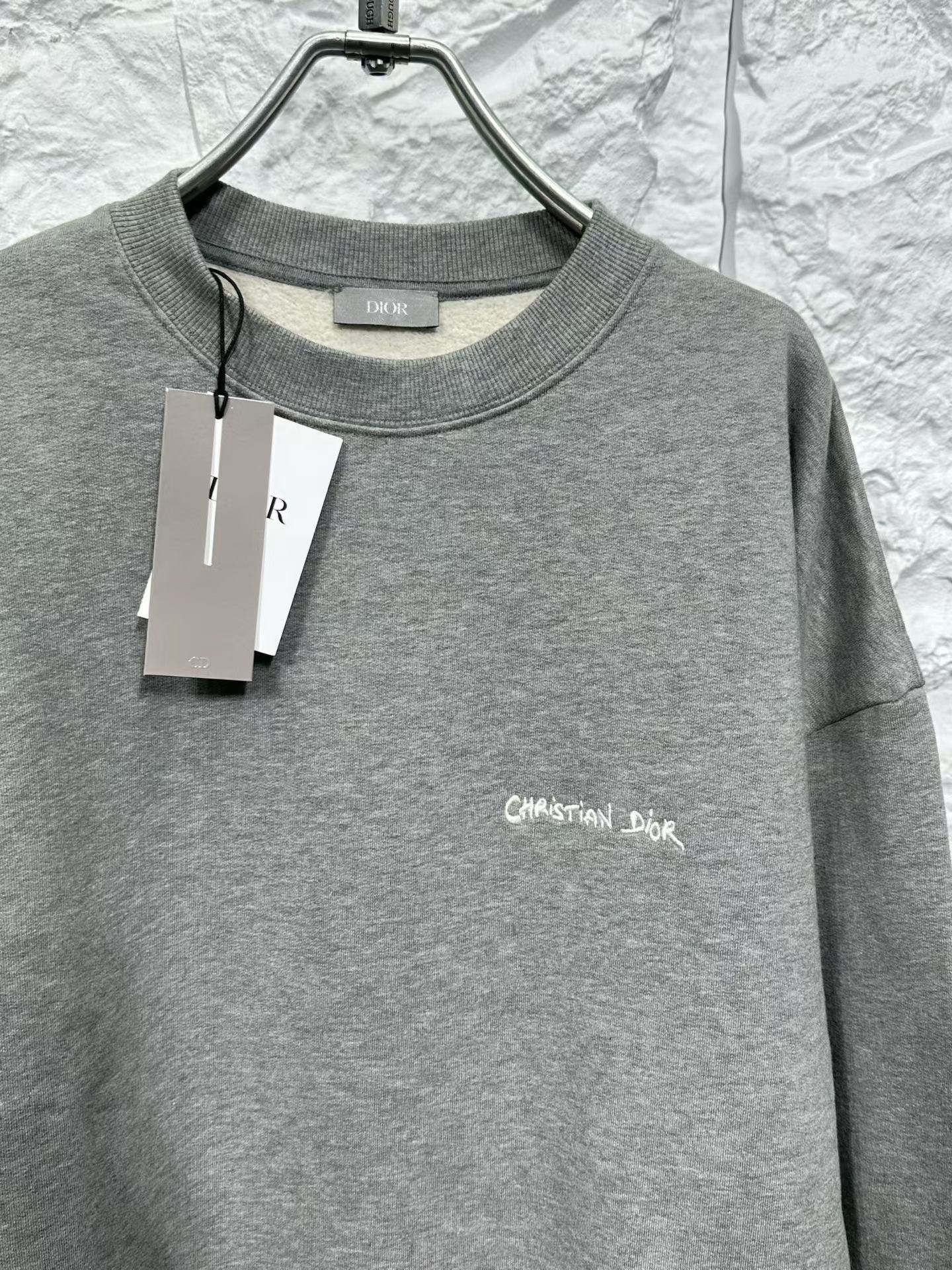 Dior Dior Embroidered Script Logo Sweatshirt L Size US L / EU 52-54 / 3 - 4 Thumbnail