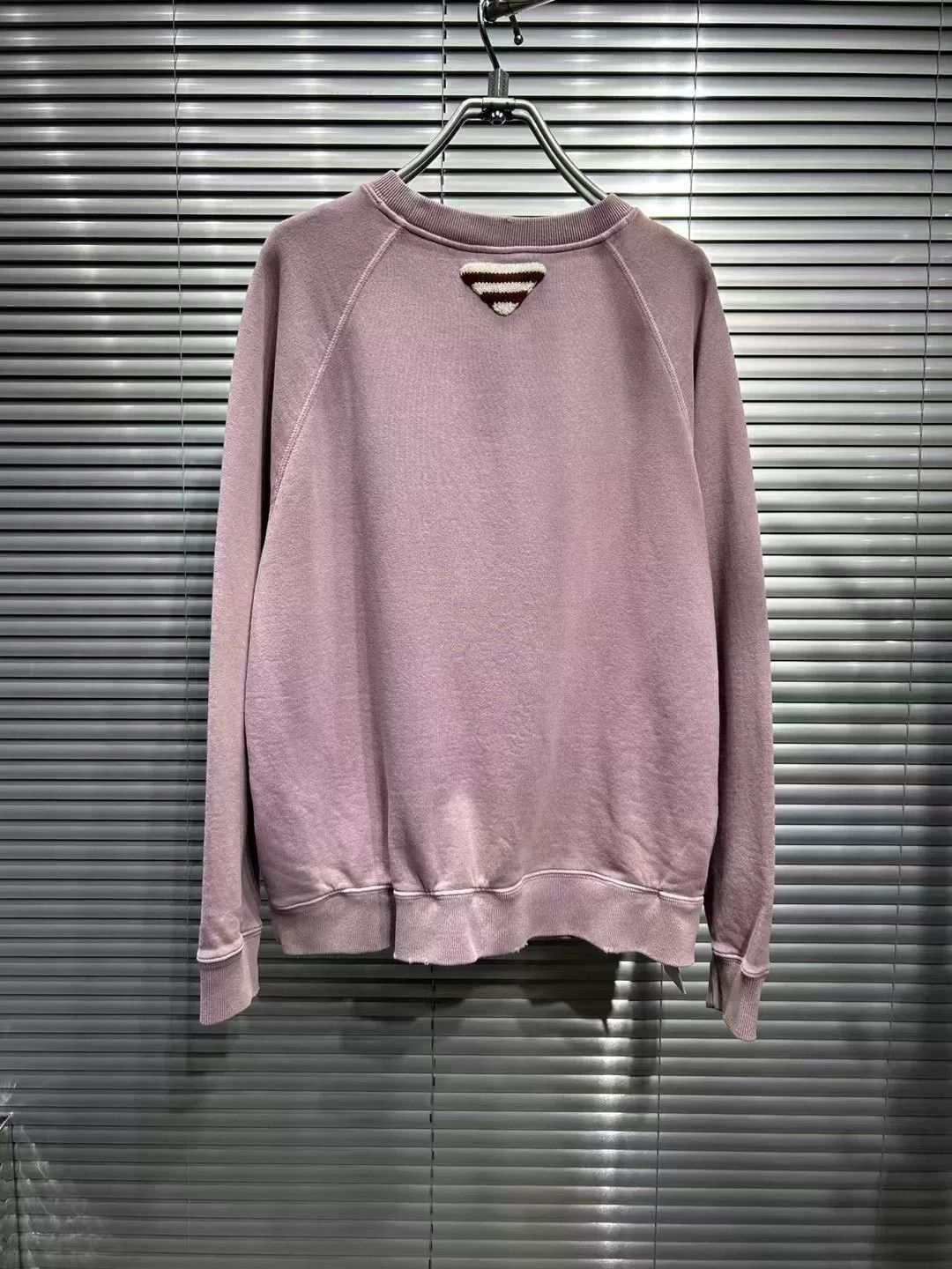 Prada Prada Logo Print Crewneck Sweatshirt M Size US M / EU 48-50 / 2 - 3 Thumbnail