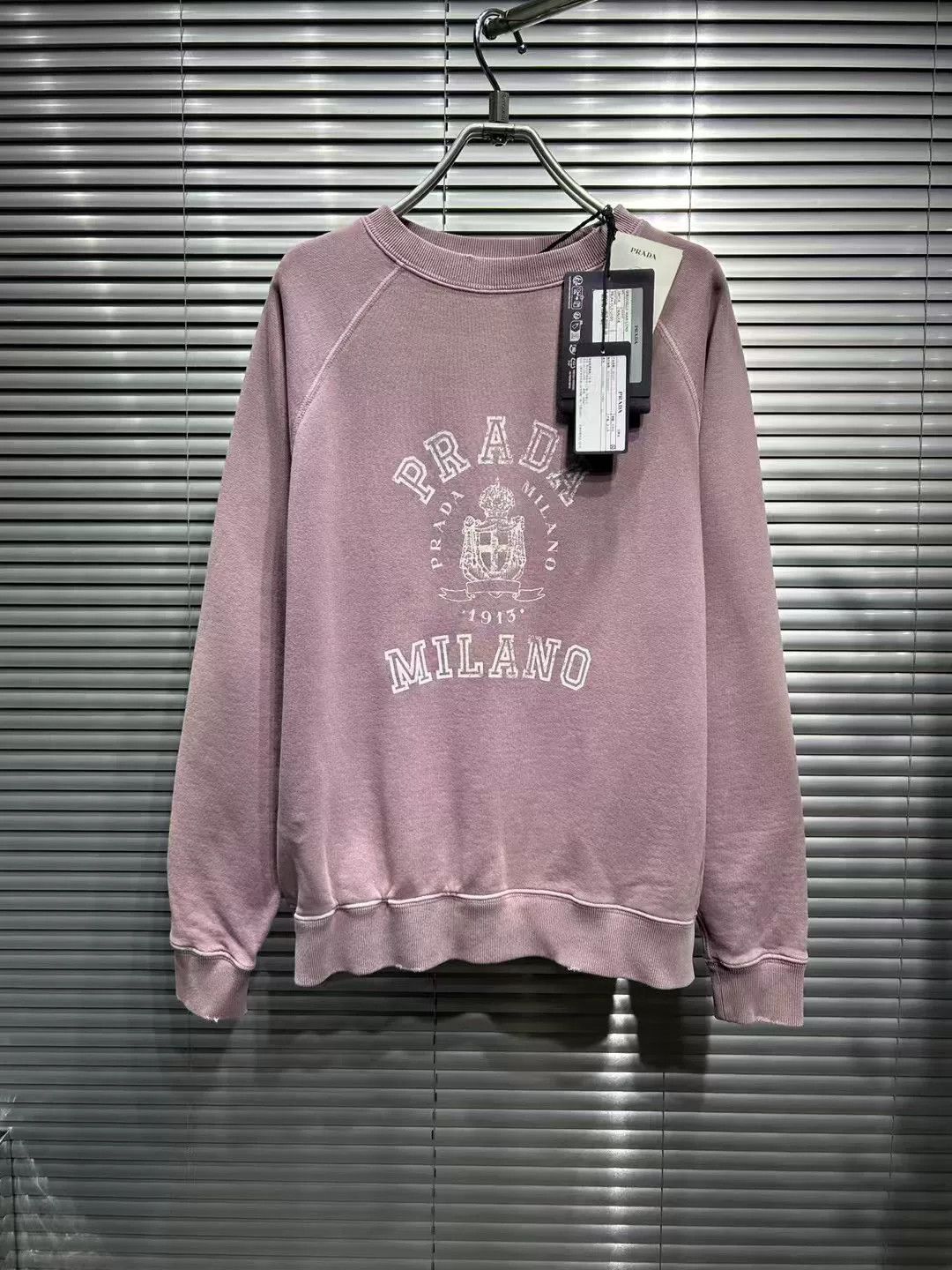 Prada Prada Logo Print Crewneck Sweatshirt M Size US M / EU 48-50 / 2 - 2 Thumbnail