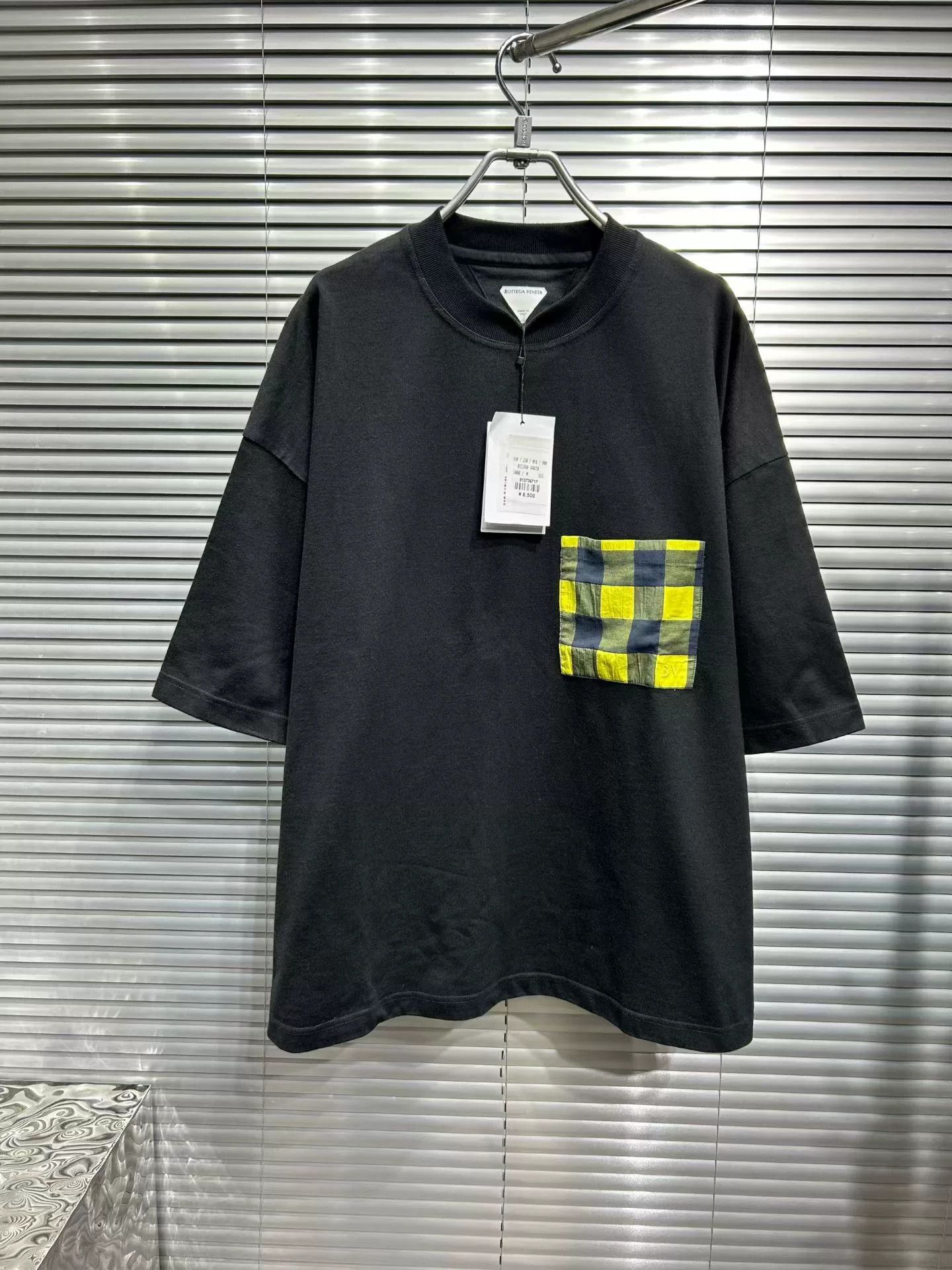 Bottega Veneta Bottega Veneta Check Pocket T-Shirt Size M Size US M / EU 48-50 / 2 - 2 Thumbnail