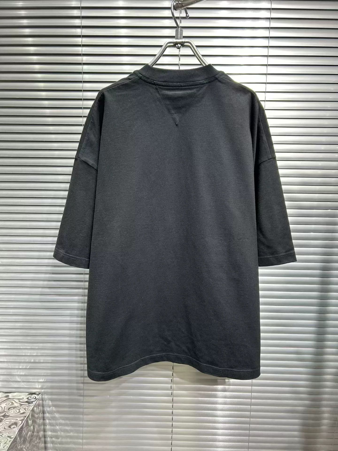 Bottega Veneta Bottega Veneta Check Pocket T-Shirt Size M Size US M / EU 48-50 / 2 - 3 Thumbnail