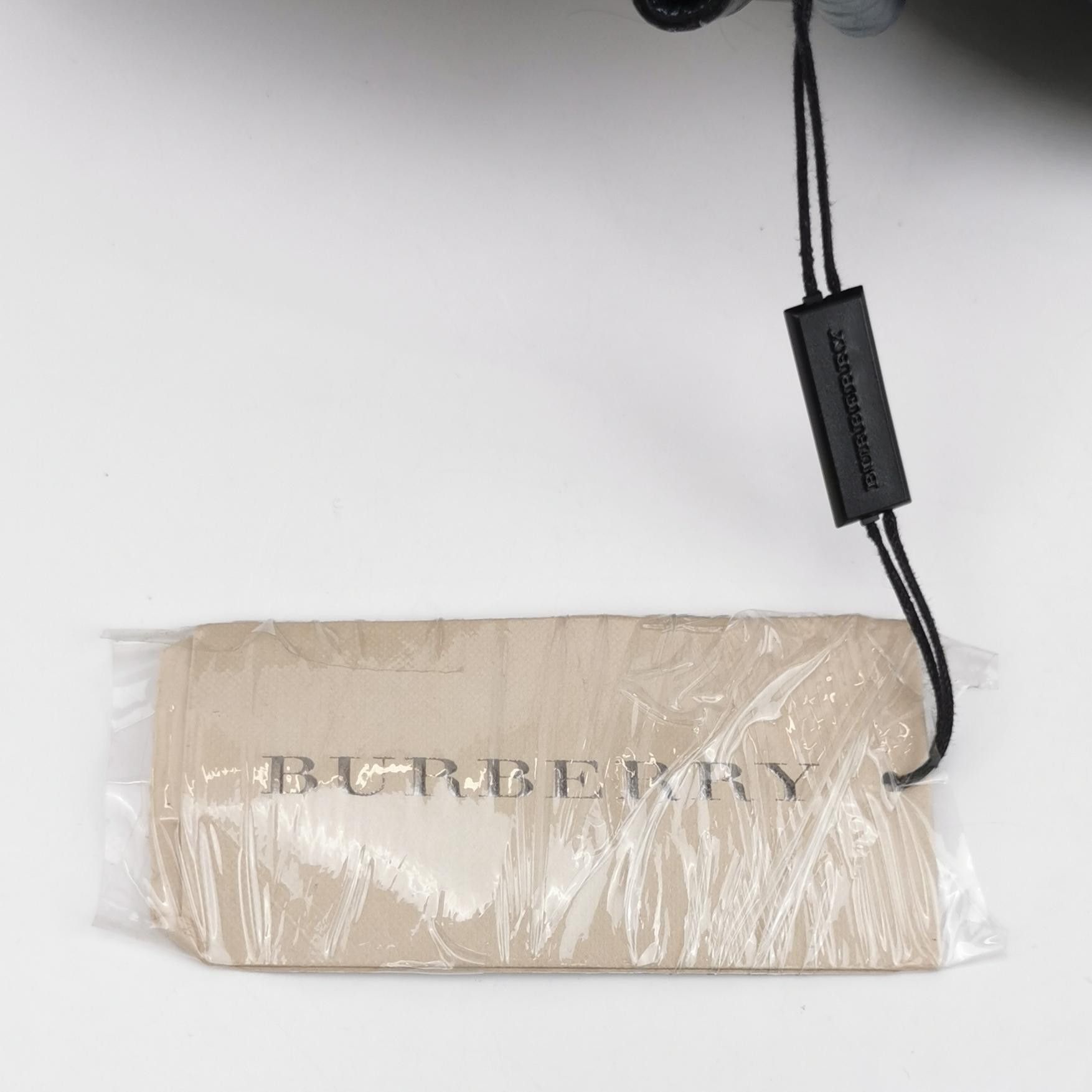 Burberry Burberry Men one size Bags Luggage Size ONE SIZE - 9 Thumbnail