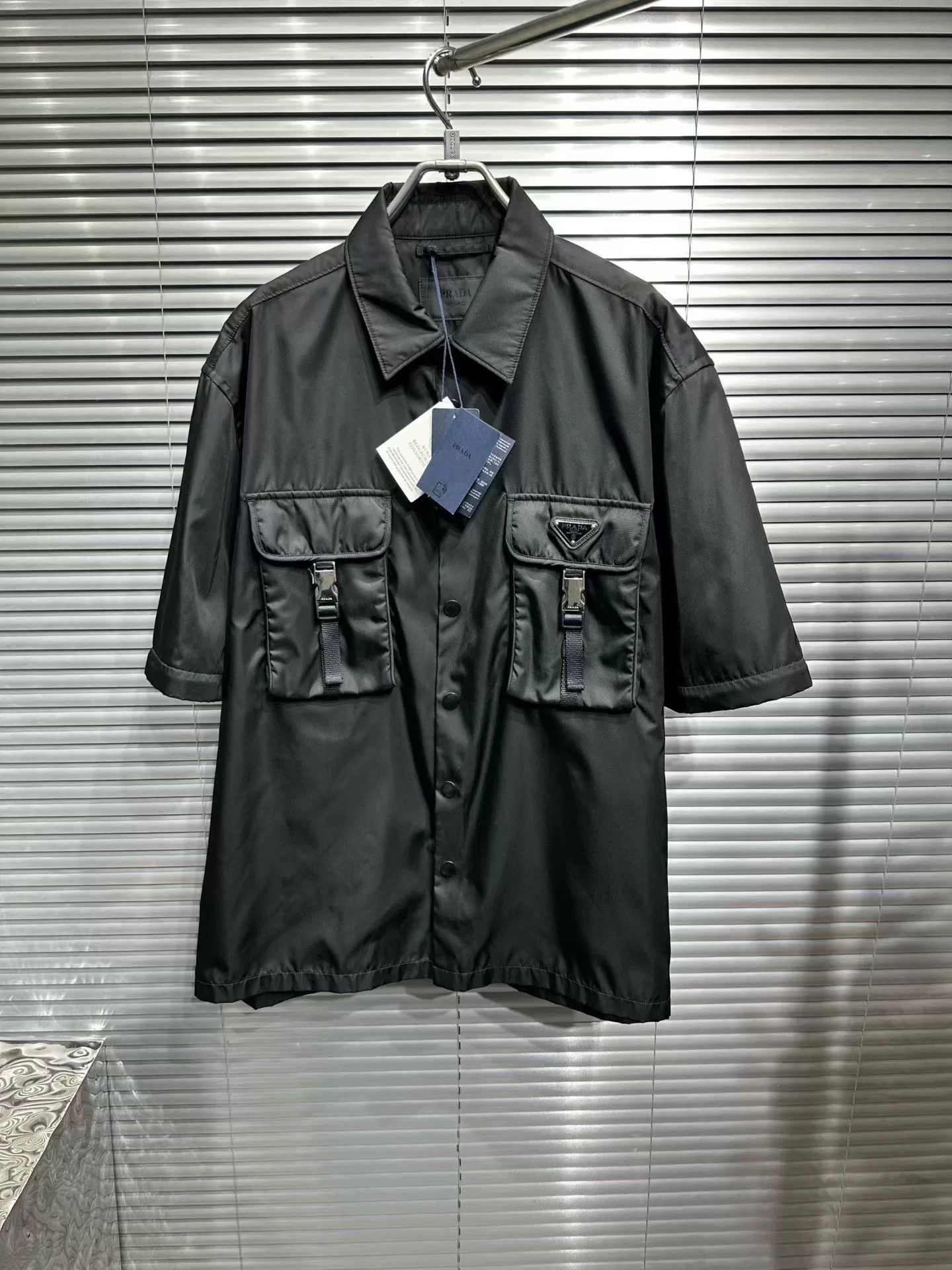 Prada Prada Re-Nylon Detachable Sleeve Shirt XL Size US XL / EU 56 / 4 - 4 Thumbnail