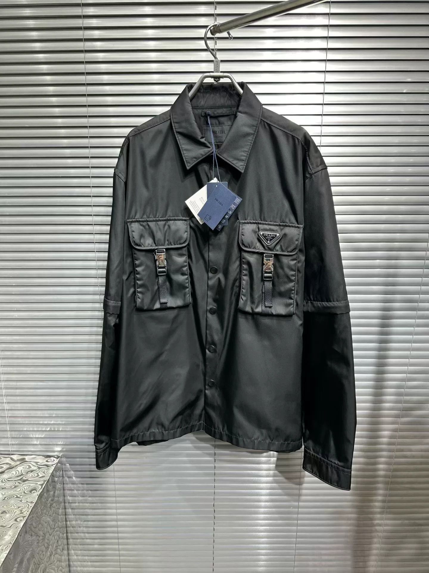 Prada Prada Re-Nylon Detachable Sleeve Shirt XL Size US XL / EU 56 / 4 - 2 Thumbnail