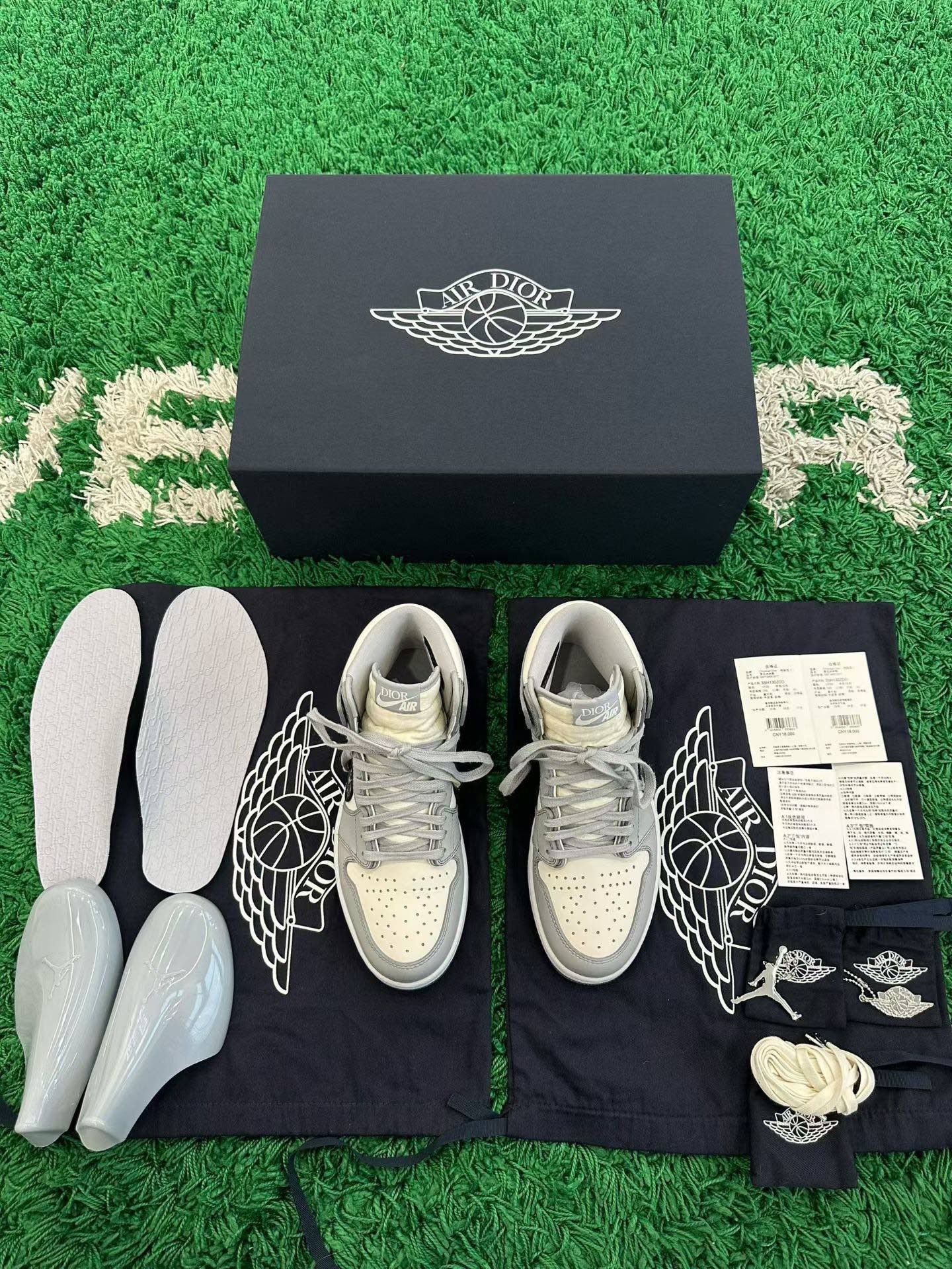 Dior Dior x Jordan Oblique High Sneakers 40 Size US 7 / EU 40 - 2 Thumbnail