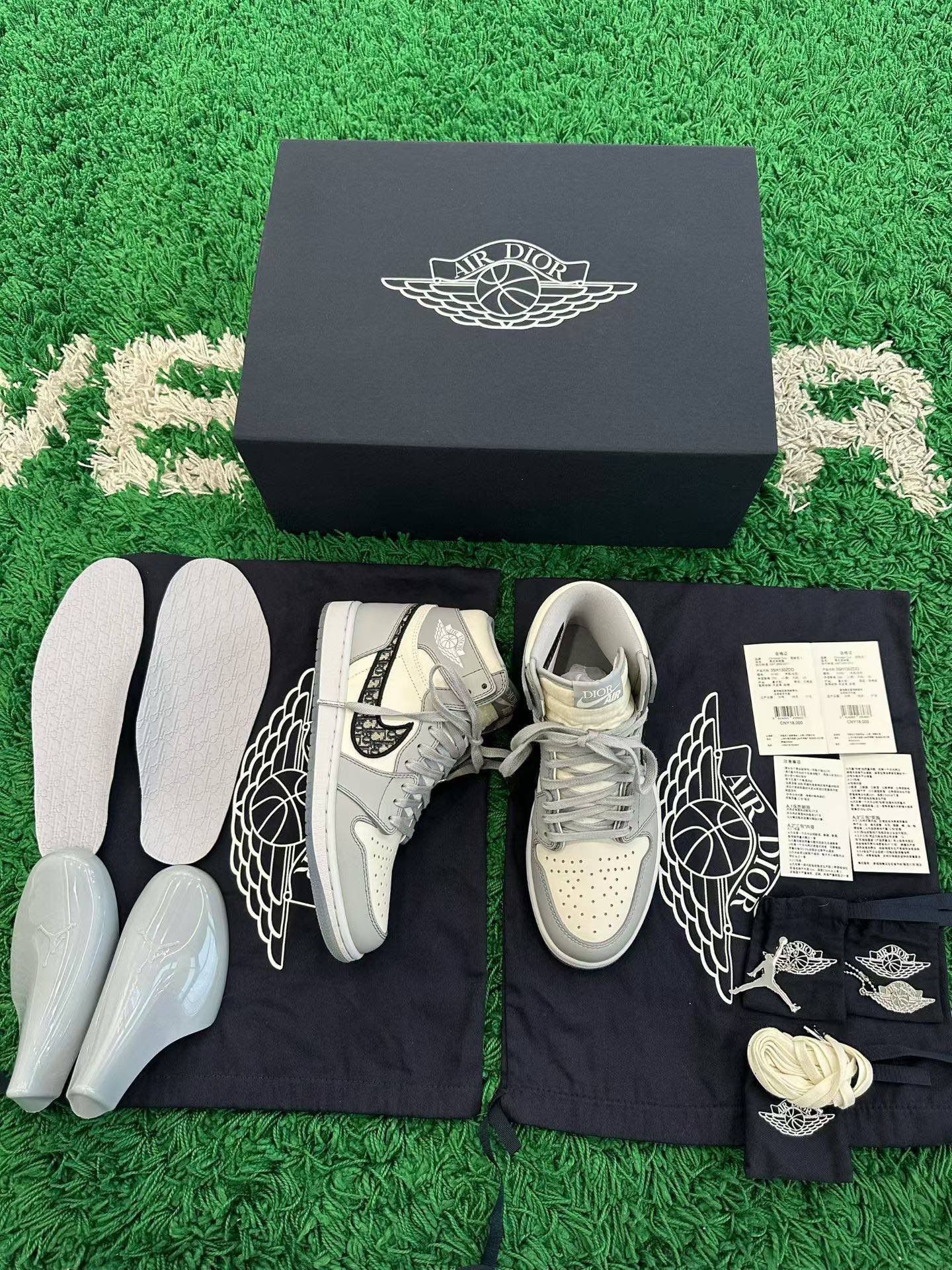 Dior Dior x Jordan Oblique High Sneakers 40 Size US 7 / EU 40 - 3 Thumbnail