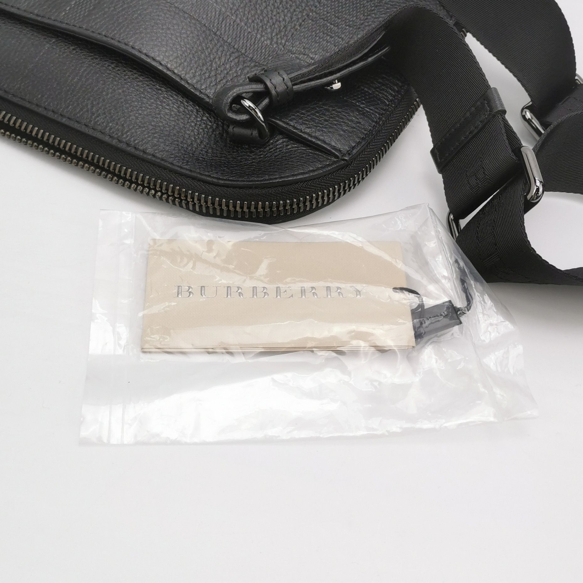 Burberry Burberry Men one size Bags Luggage Size ONE SIZE - 9 Thumbnail