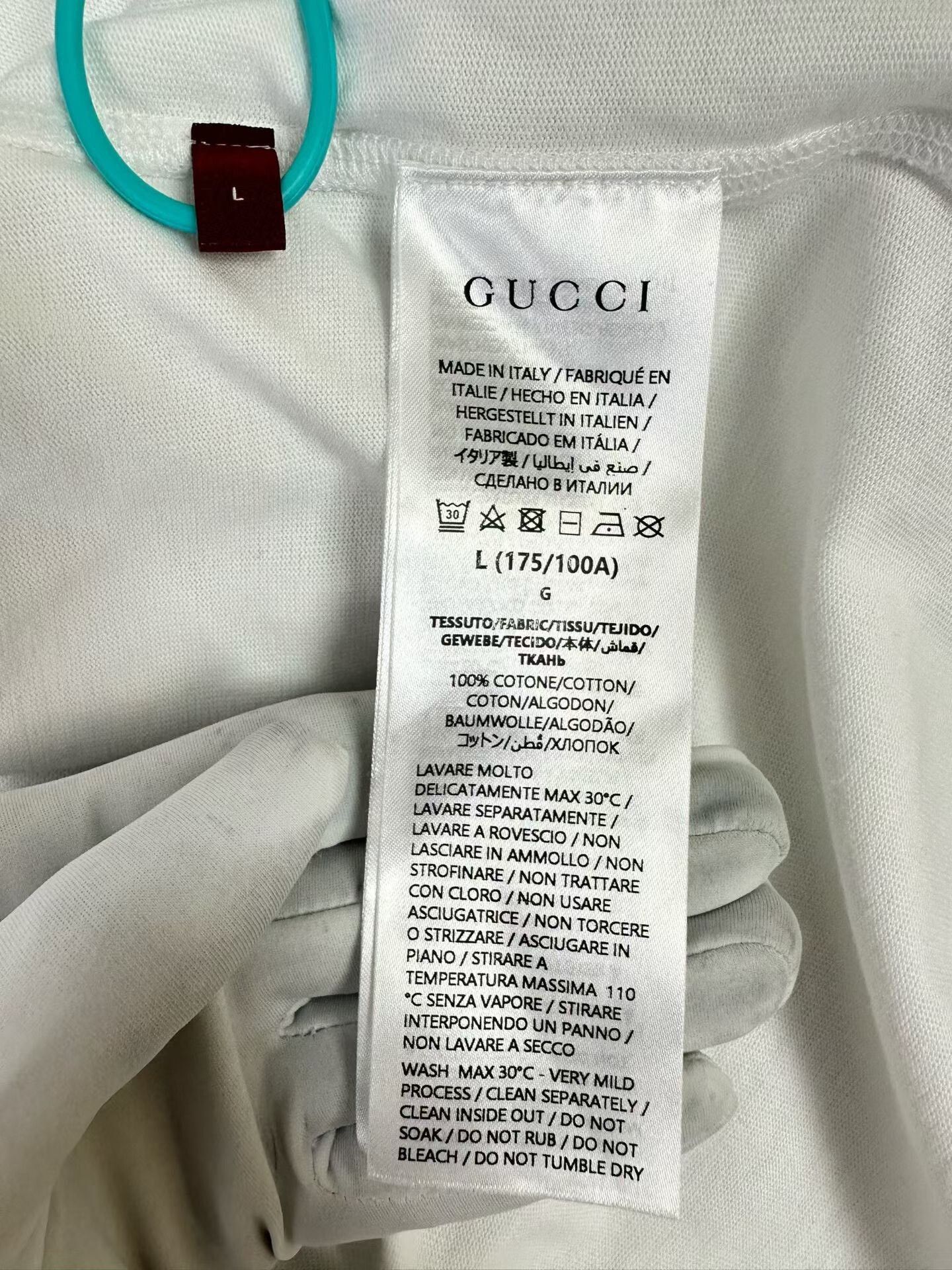 Gucci Gucci Web Stripe Logo T-Shirt Size L Size US L / EU 52-54 / 3 - 5 Thumbnail