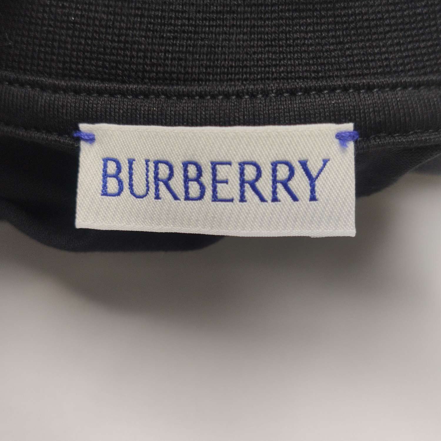 Burberry Burberry Men m Short Sleeve Shirts Size US M / EU 48-50 / 2 - 5 Thumbnail