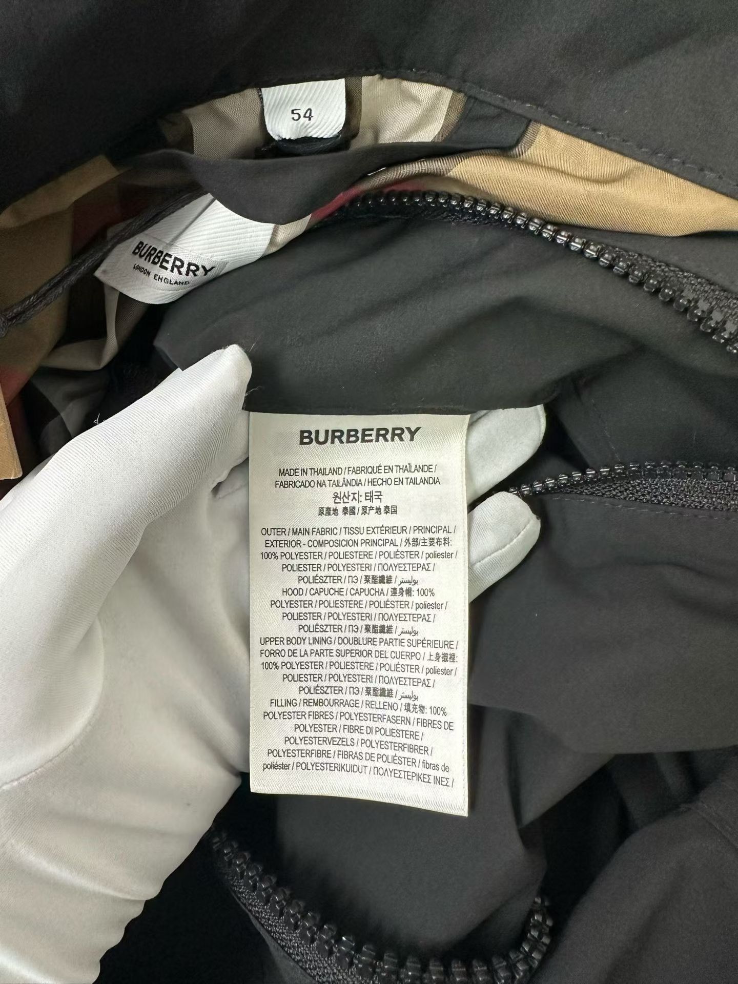 Burberry Burberry Red Logo Hooded Light Jacket Size 54 Size US L / EU 52-54 / 3 - 5 Thumbnail
