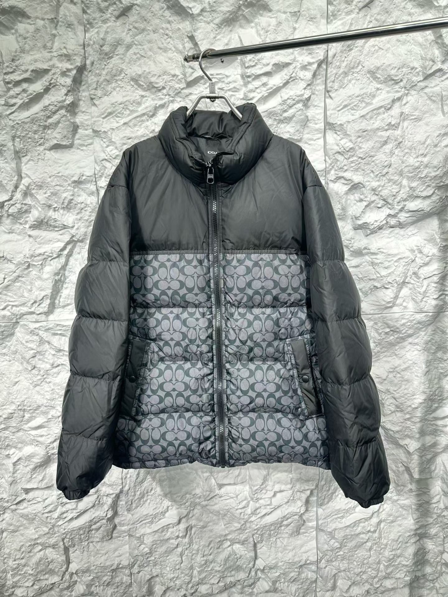 Coach Coach Signature Print Puffer Jacket Size XXL Size US XXL / EU 58 / 5 - 2 Thumbnail