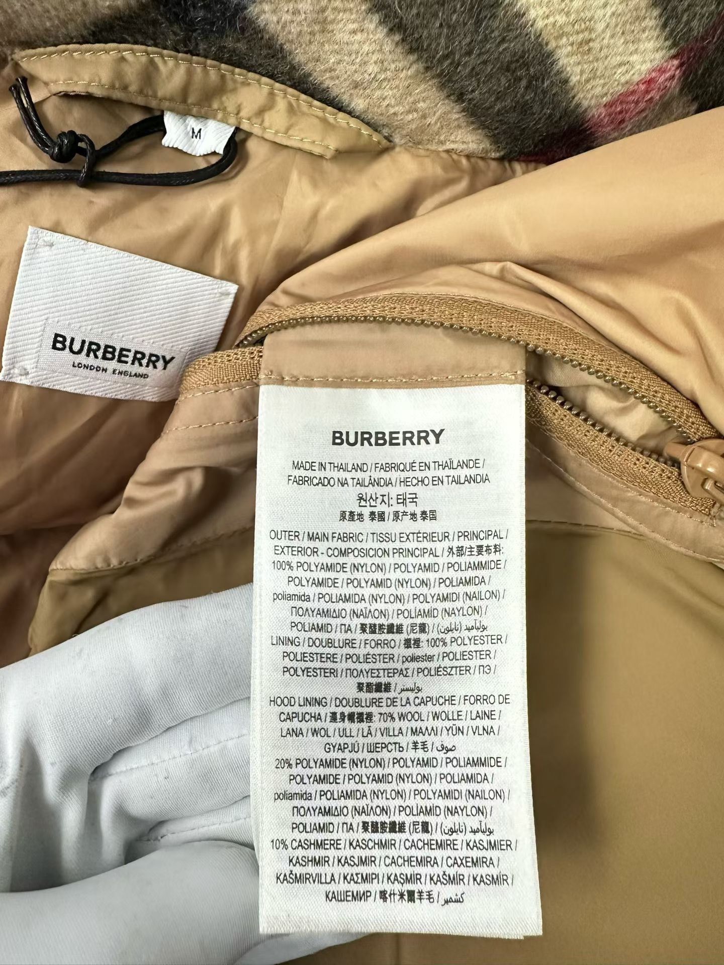 Burberry Burberry Check Lining Puffer Jacket Size M Size US M / EU 48-50 / 2 - 5 Thumbnail