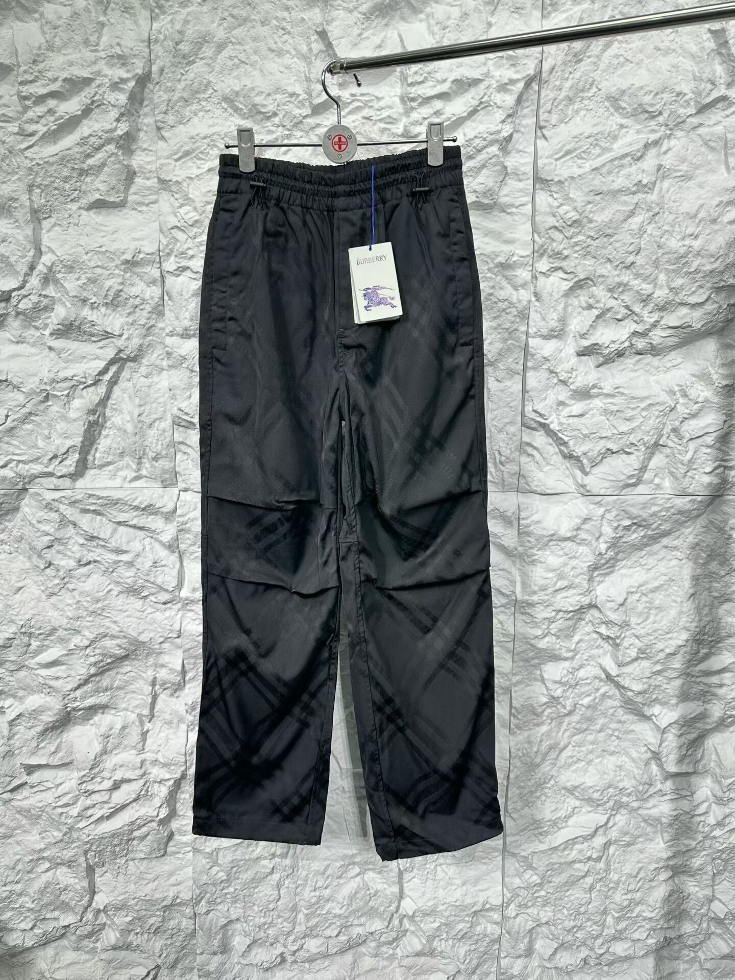 Burberry Burberry Tonal Check EKD Casual Pants XS Size US 28 / EU 44 - 2 Thumbnail