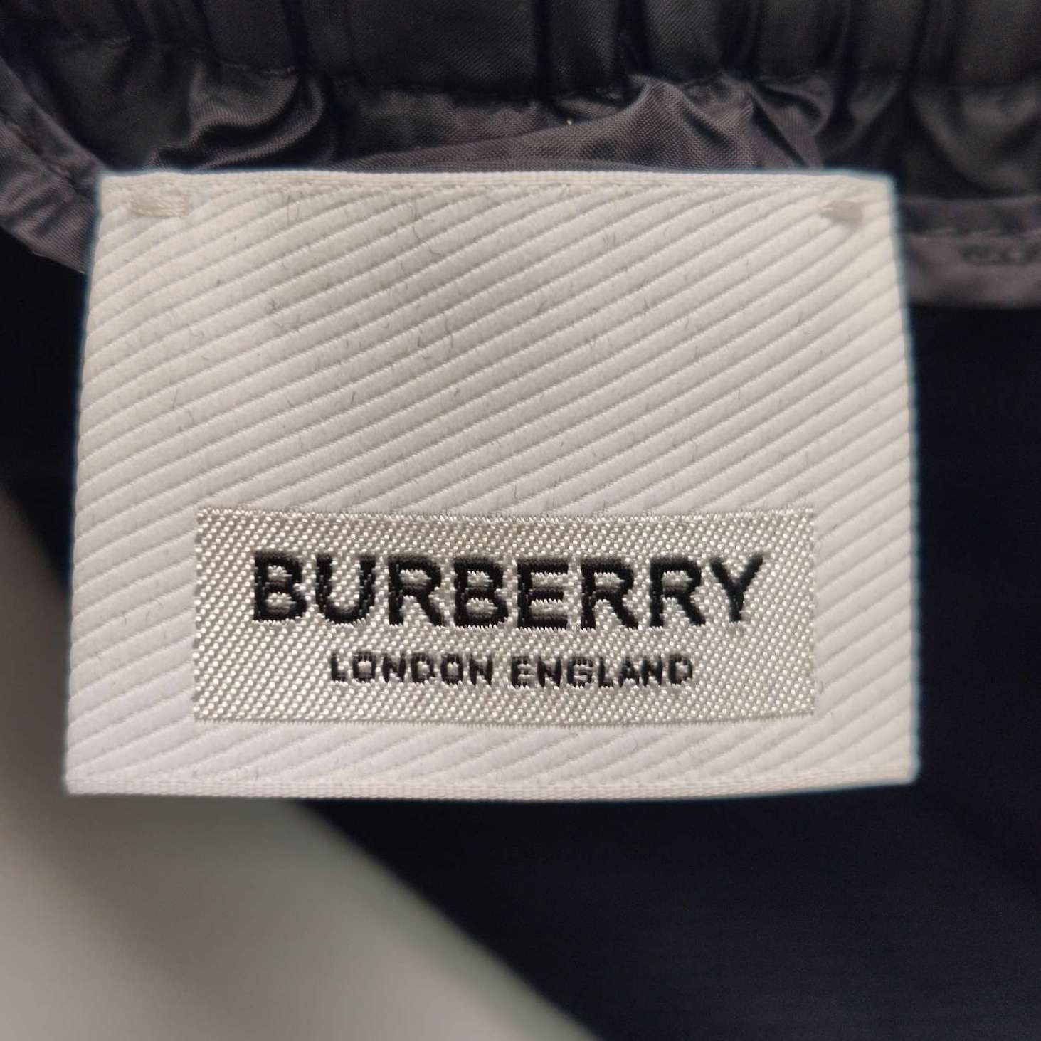 Burberry Burberry Men 32 Casual Pants Size US 32 / EU 48 - 6 Thumbnail