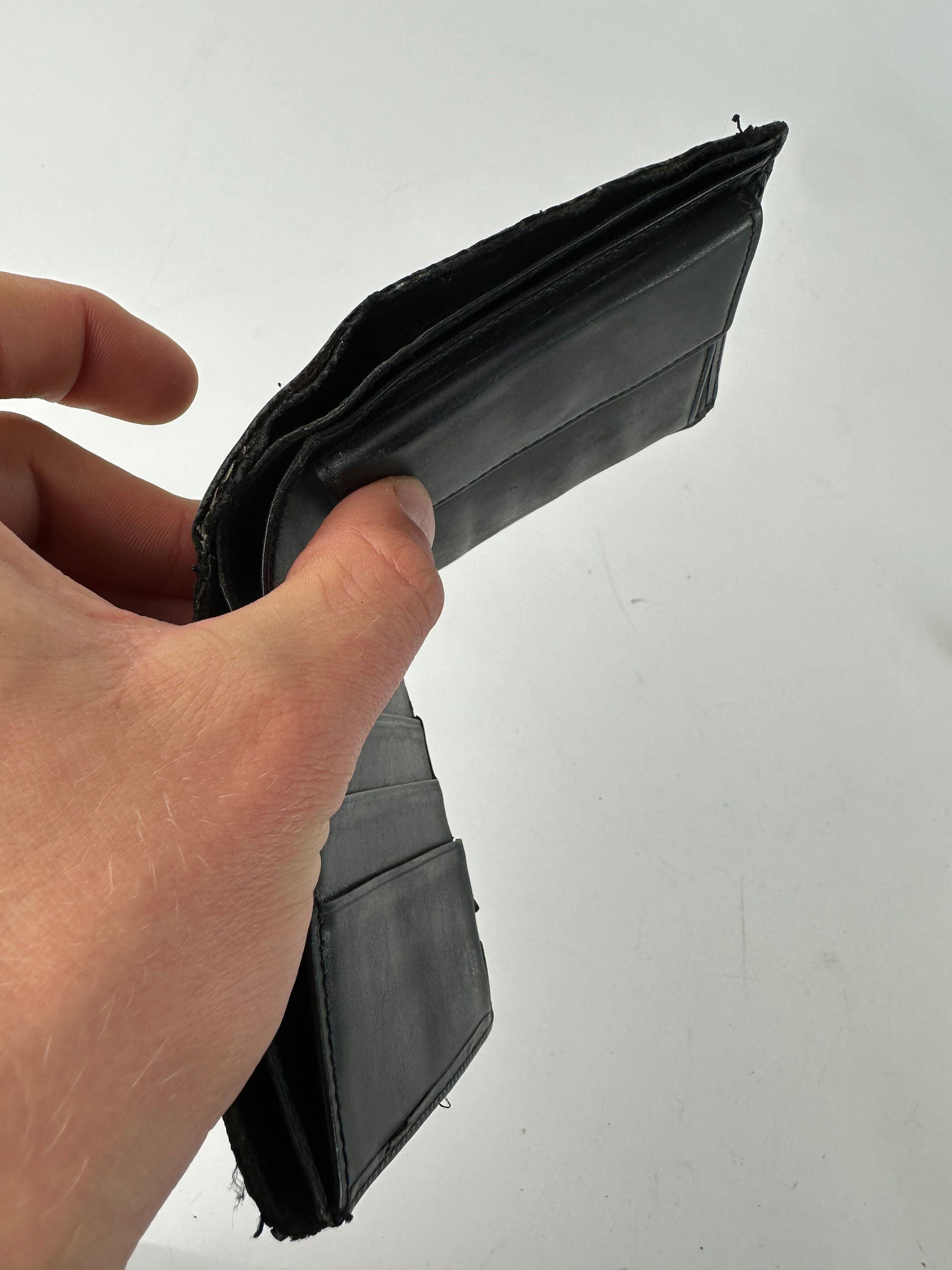 Cartier Vintage Leather Bifold Wallet Black Size ONE SIZE - 6 Thumbnail
