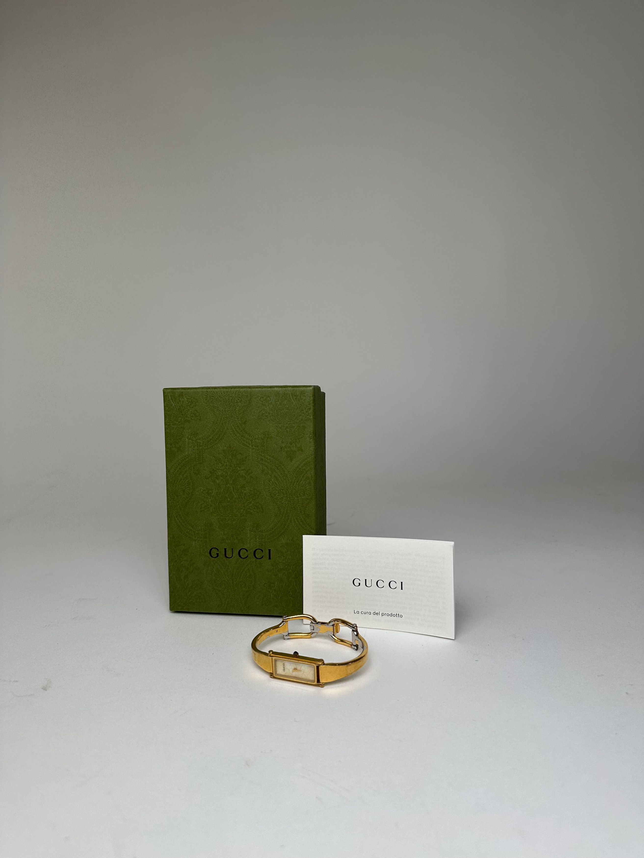 Gucci Vintage Gold-Tone Bangle Ladies Watch Model 1500L Size ONE SIZE - 6 Thumbnail