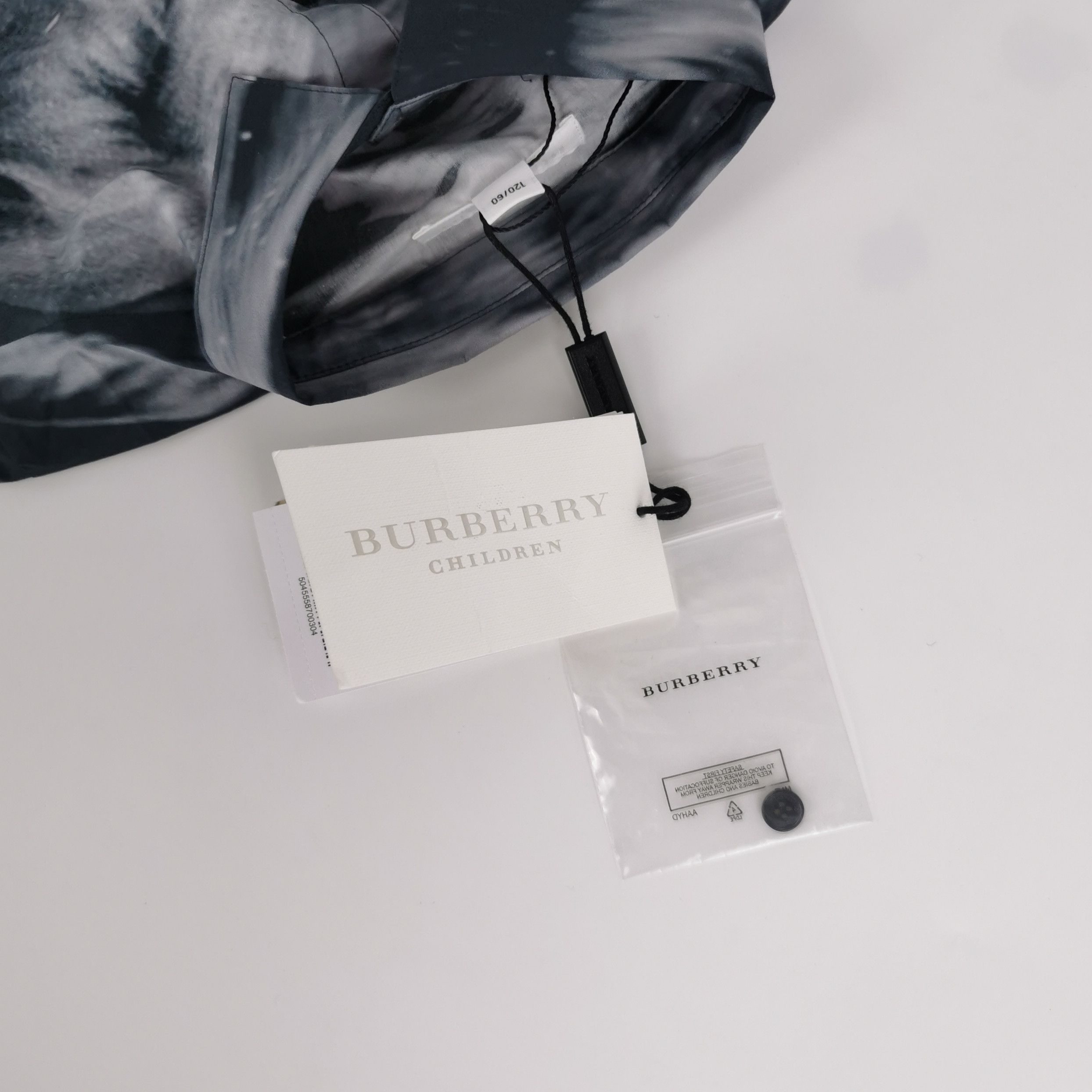 Burberry Burberry Men m Button Ups Size US M / EU 48-50 / 2 - 4 Thumbnail