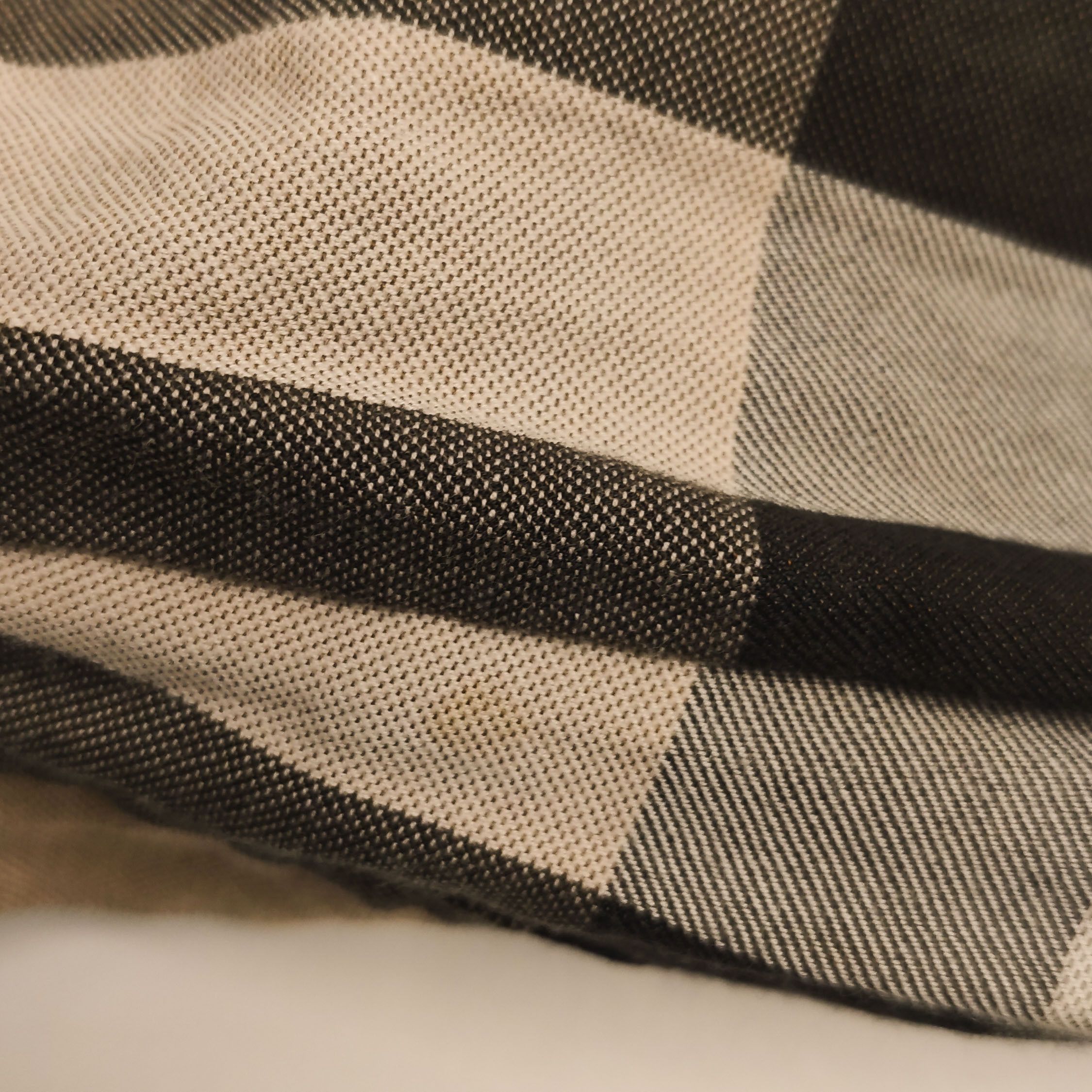 Burberry Burberry Men s Button Ups Size US S / EU 44-46 / 1 - 8 Thumbnail