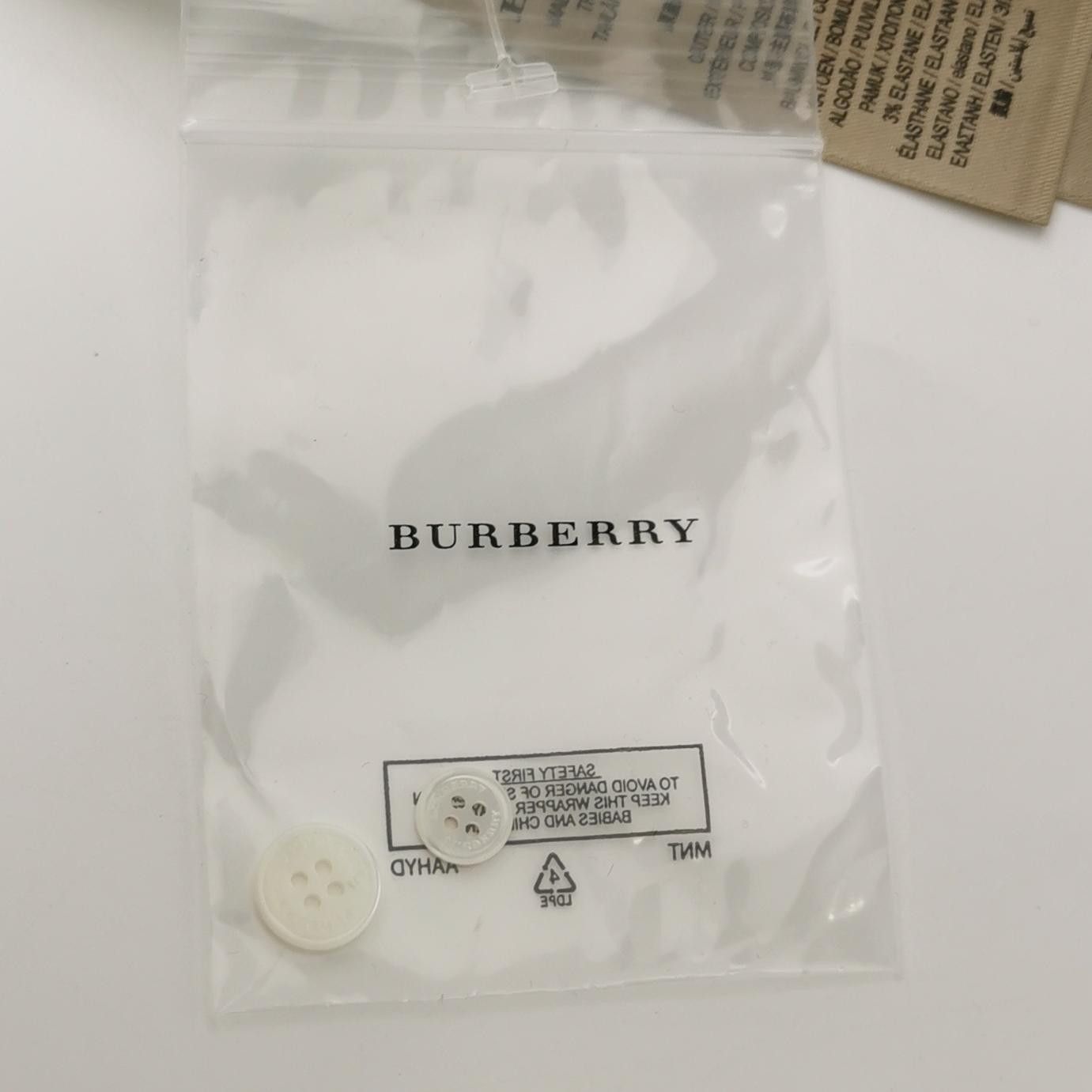 Burberry Burberry Men xxl Button Ups Size US XXL / EU 58 / 5 - 5 Thumbnail