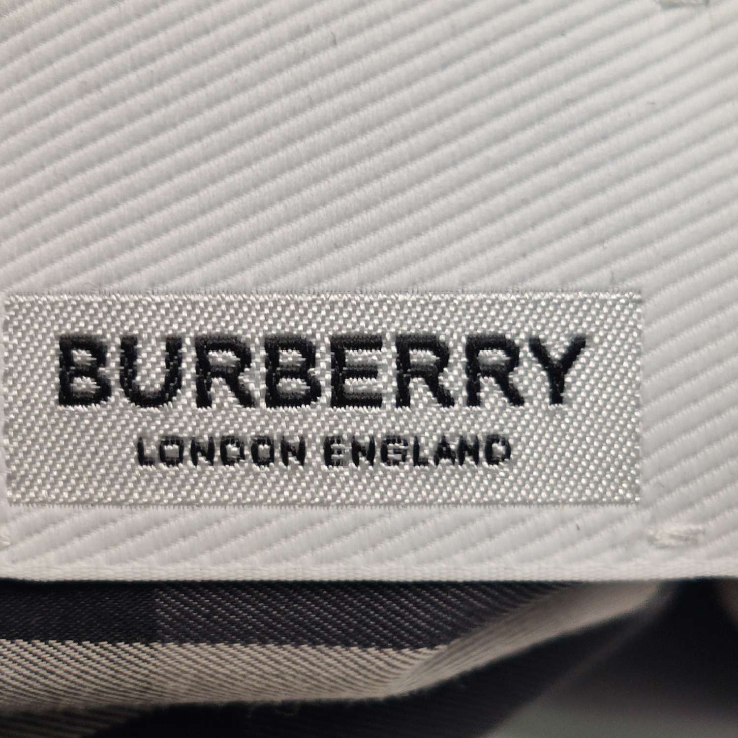 Burberry Burberry Men xs Button Ups Size US XS / EU 42 / 0 - 5 Thumbnail