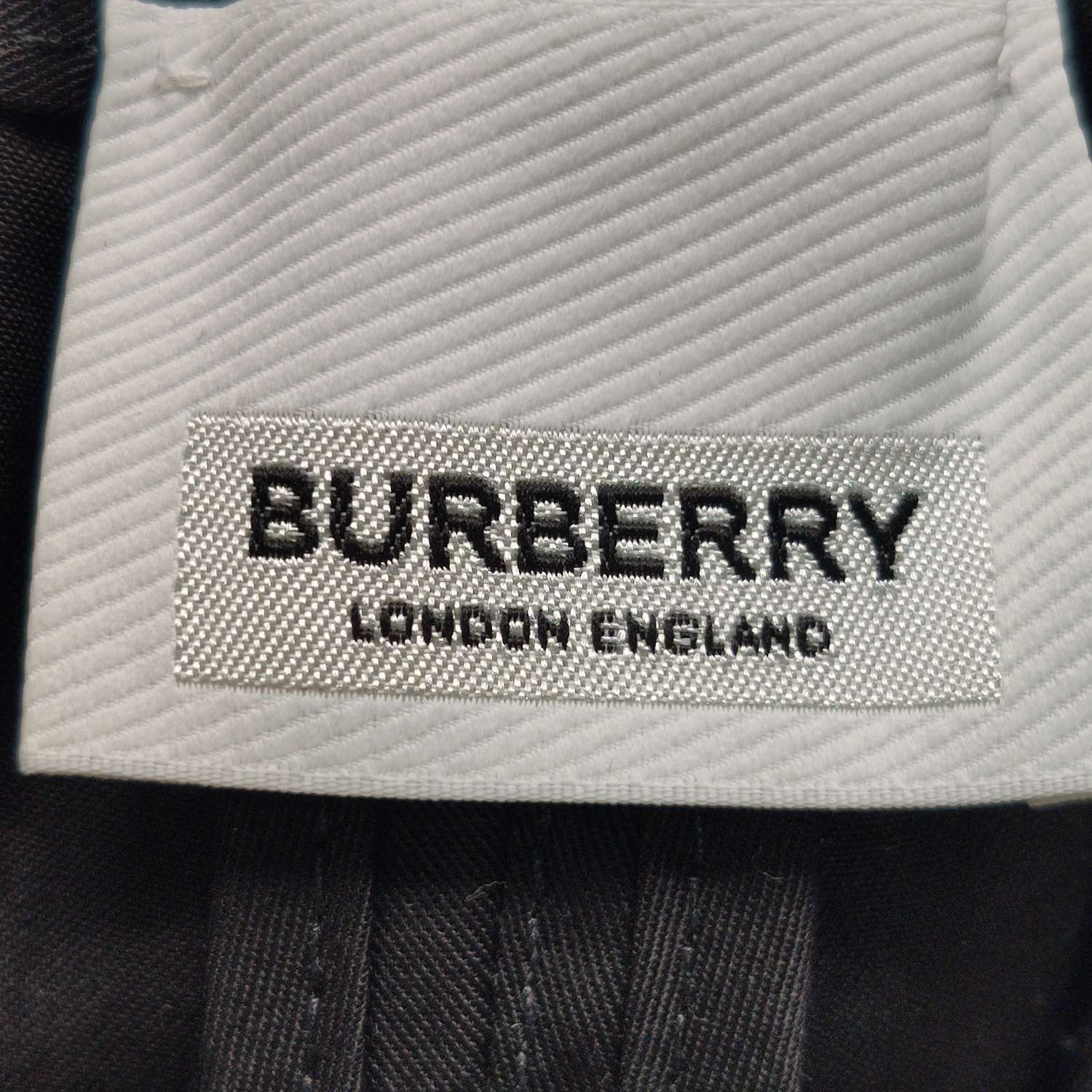 Burberry Burberry Men 32 Casual Pants Size US 32 / EU 48 - 5 Thumbnail