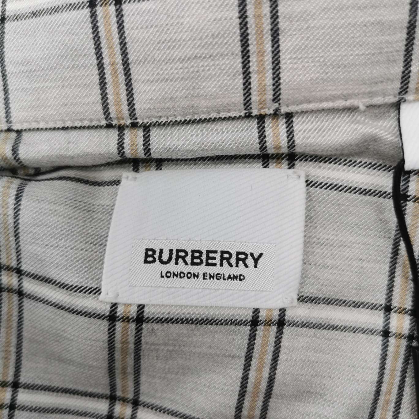 Burberry Burberry Men m Button Ups Size US M / EU 48-50 / 2 - 5 Thumbnail