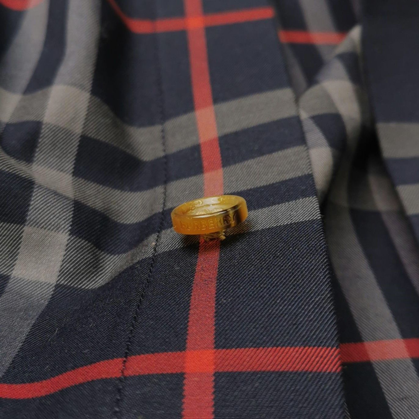Burberry Burberry Men s Button Ups Size US S / EU 44-46 / 1 - 3 Thumbnail