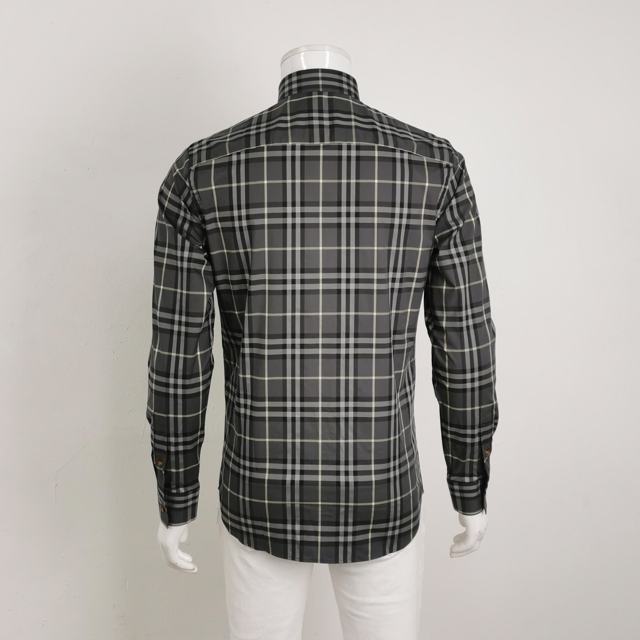 Burberry Burberry Men s Button Ups Size US S / EU 44-46 / 1 - 2 Thumbnail
