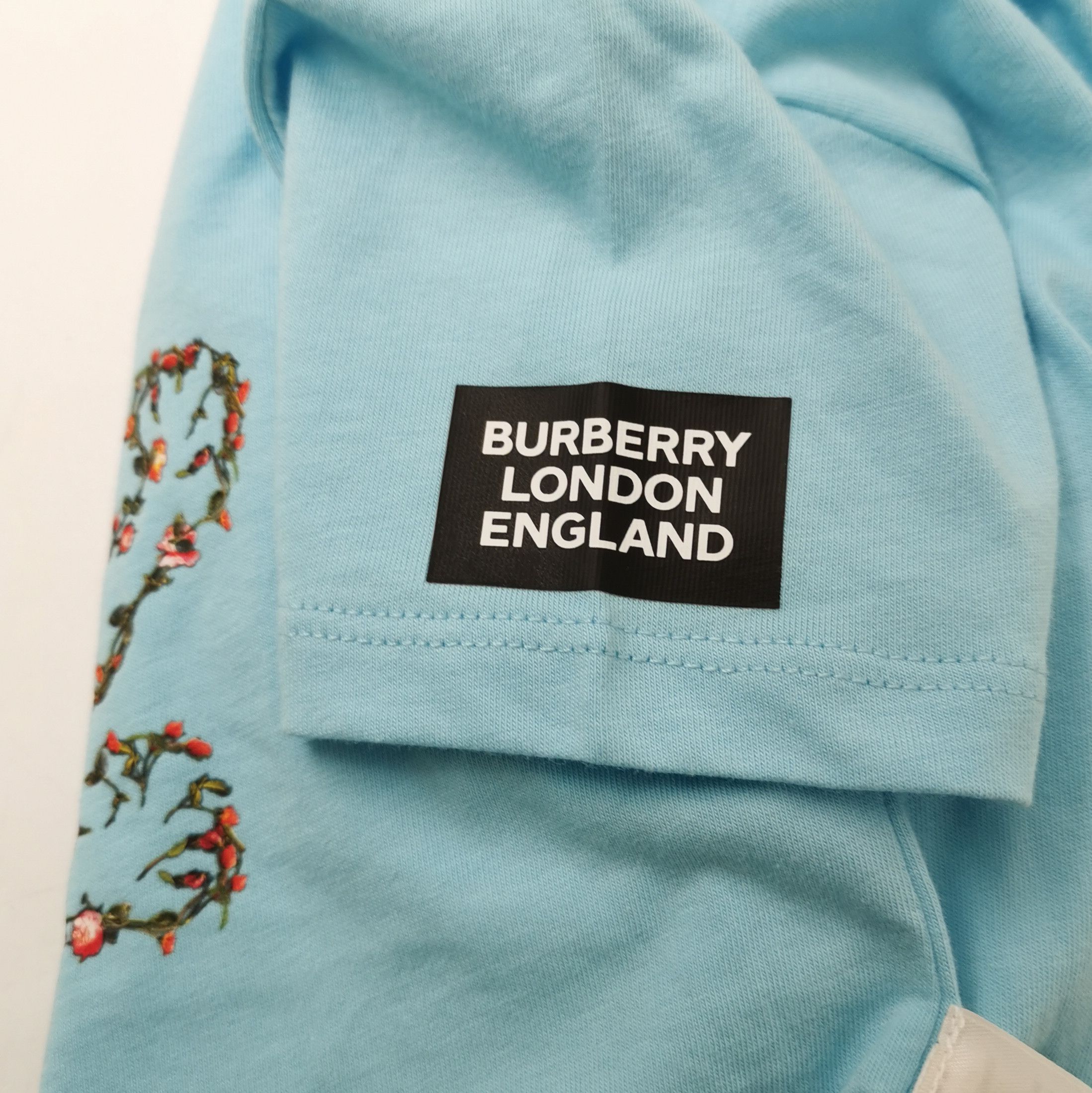 Burberry Burberry Men xs Short Sleeve Shirts Size US XS / EU 42 / 0 - 4 Thumbnail