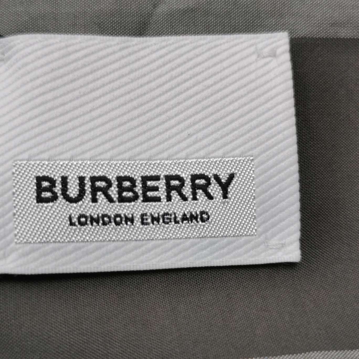 Burberry Burberry Men xs Button Ups Size US XS / EU 42 / 0 - 6 Thumbnail
