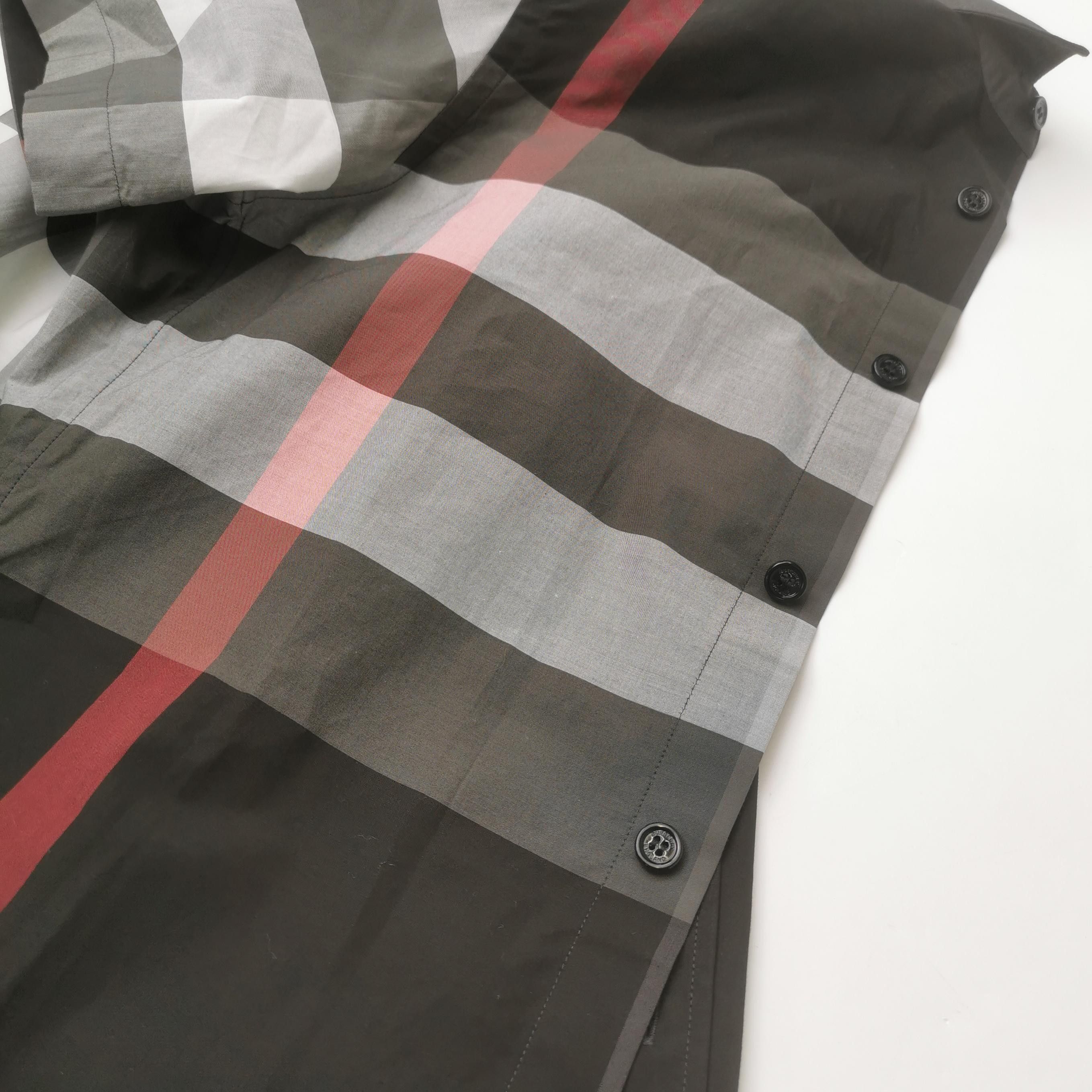 Burberry Burberry Men xs Button Ups Size US XS / EU 42 / 0 - 3 Thumbnail