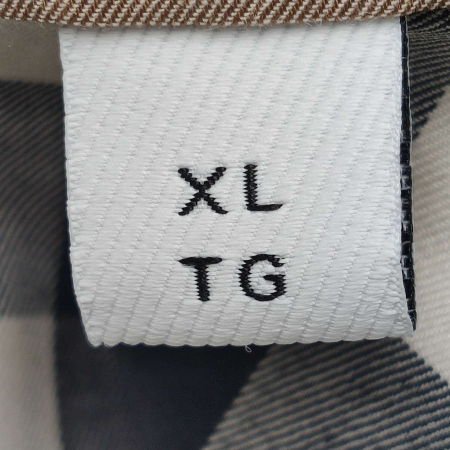Burberry Burberry Men xl Button Ups Size US XL / EU 56 / 4 - 6 Thumbnail