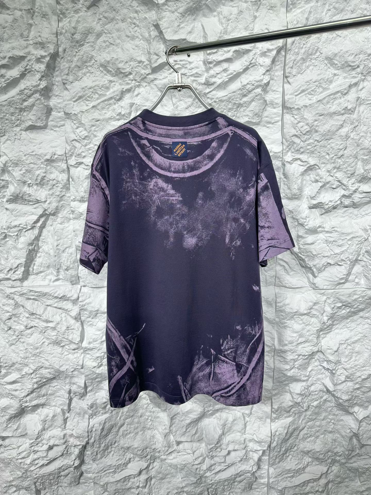 Louis Vuitton Louis Vuitton Script Logo Rendered T-Shirt L Size US L / EU 52-54 / 3 - 3 Thumbnail