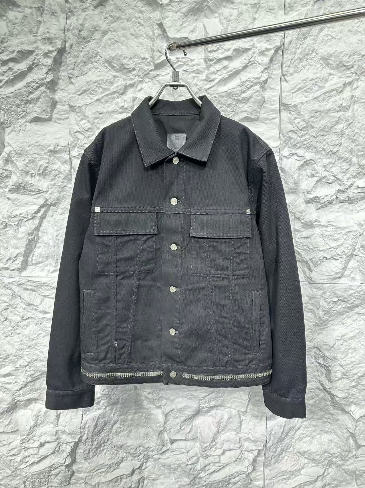 Givenchy Givenchy Zipper Hem Denim Jacket L Size US L / EU 52-54 / 3 - 2 Thumbnail
