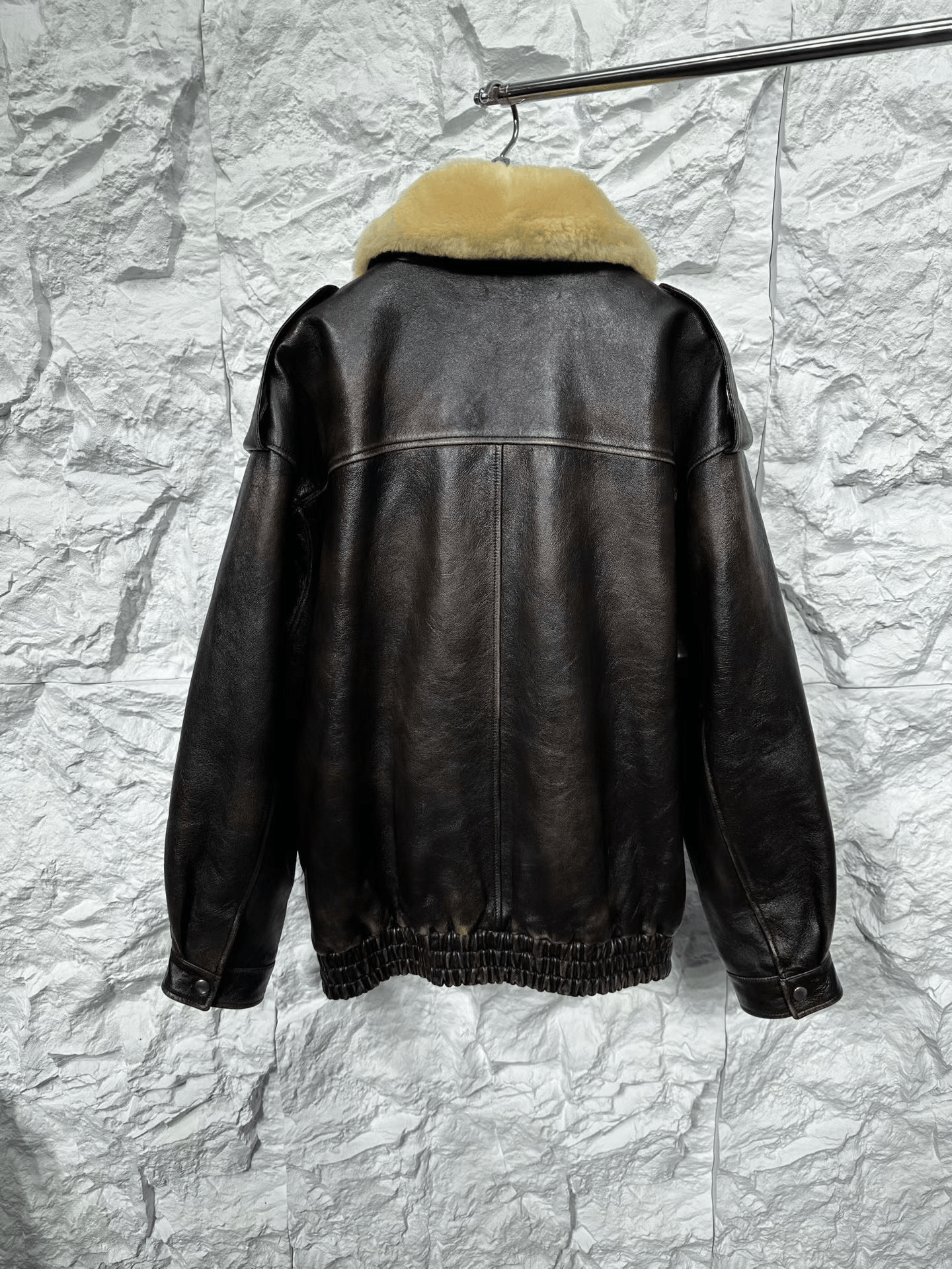 Miu Miu Miu Miu Distressed Leather Shearling Aviator Jacket 40 Size S / US 4 / IT 40 - 4 Thumbnail