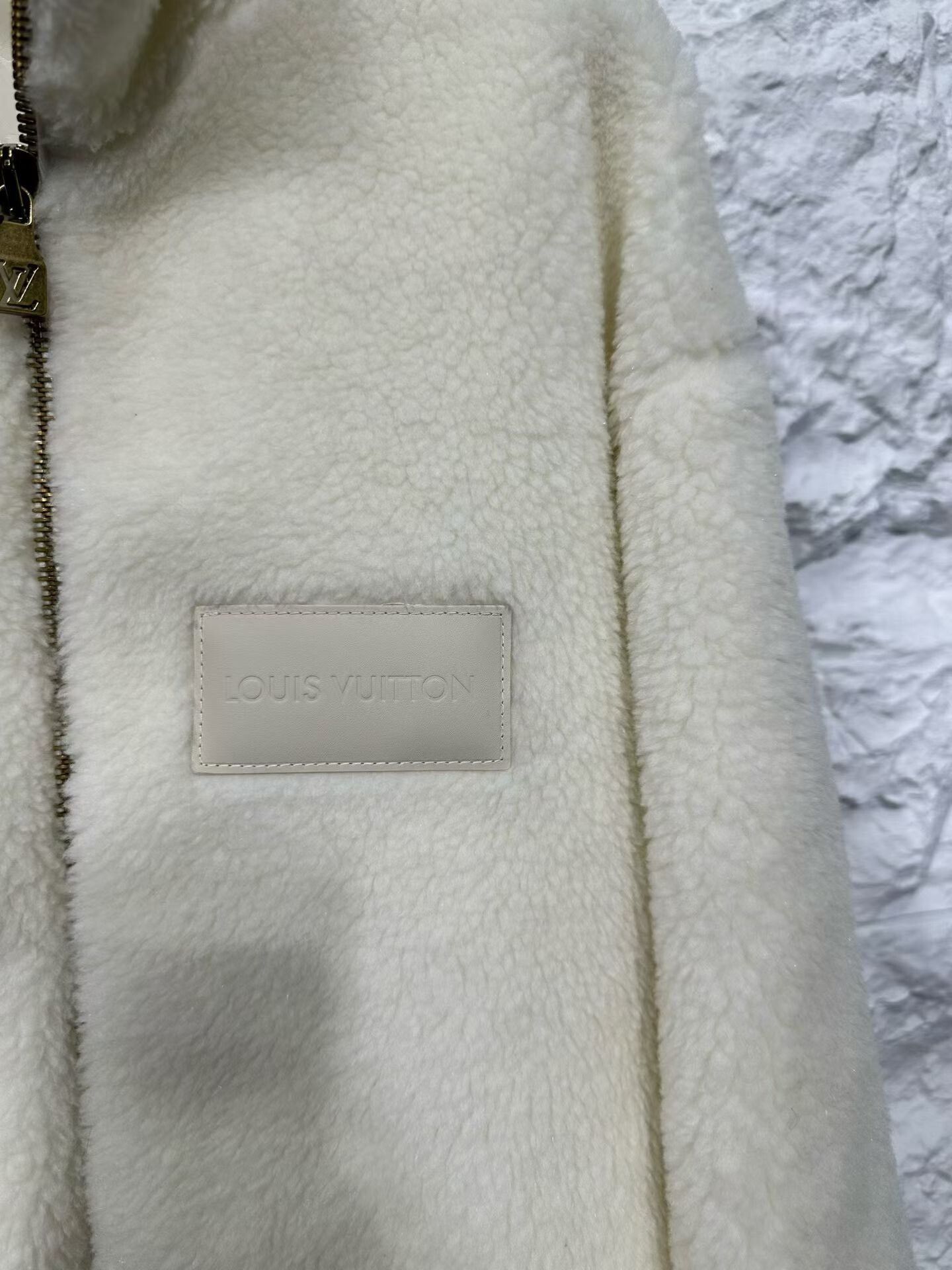 Louis Vuitton Louis Vuitton Monogram Teddy Zip Jacket XL Size US XL / EU 56 / 4 - 5 Thumbnail