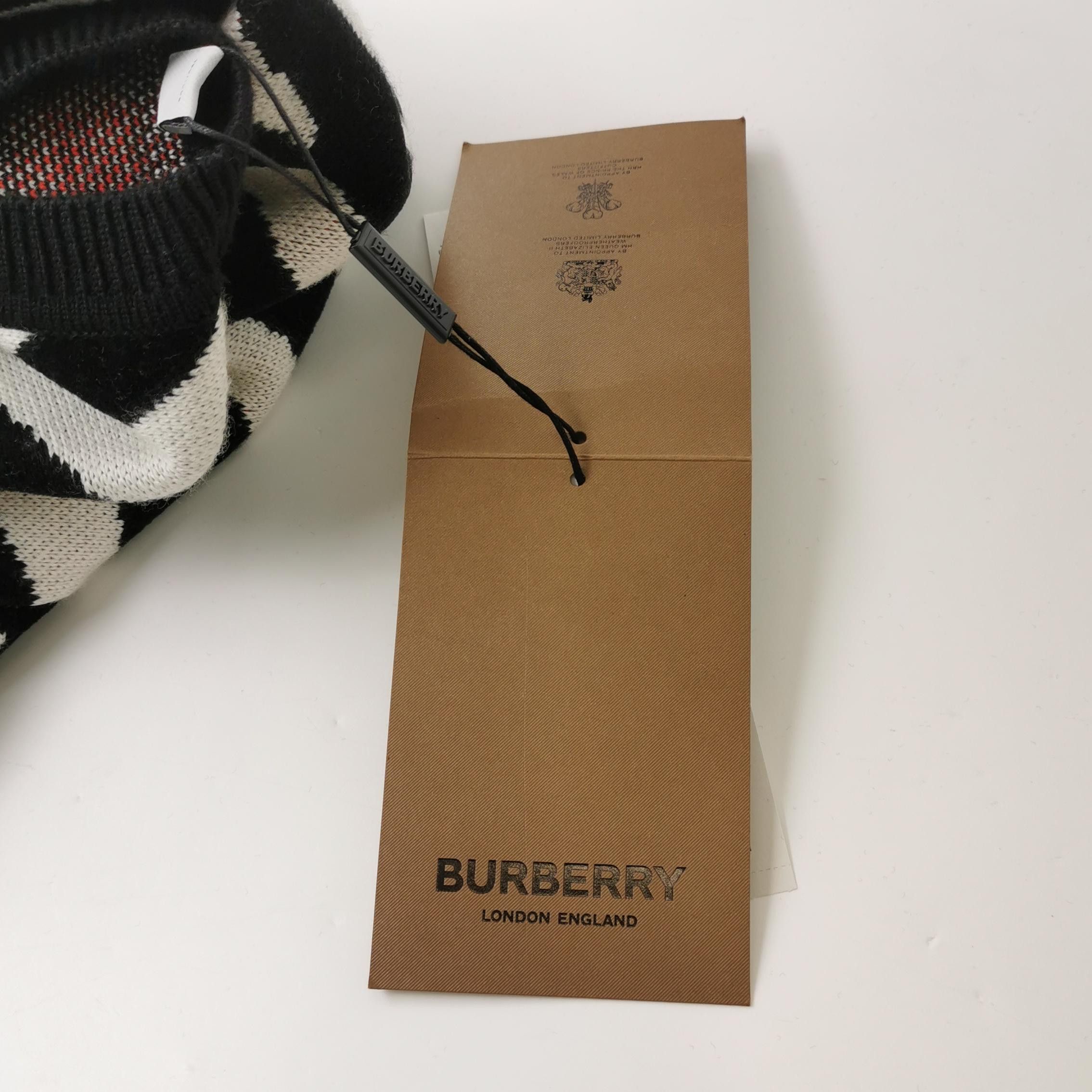 Burberry Burberry Men l Sweaters Knitwear Size US L / EU 52-54 / 3 - 4 Thumbnail