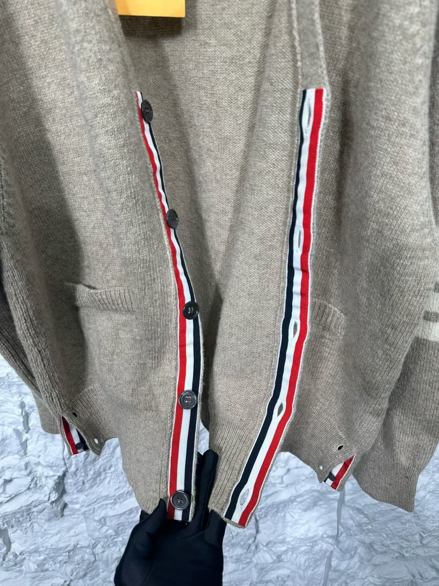 Thom Browne Thom Browne 4-Bar Stripe Wool Cardigan Size 4 Size US XL / EU 56 / 4 - 5 Thumbnail