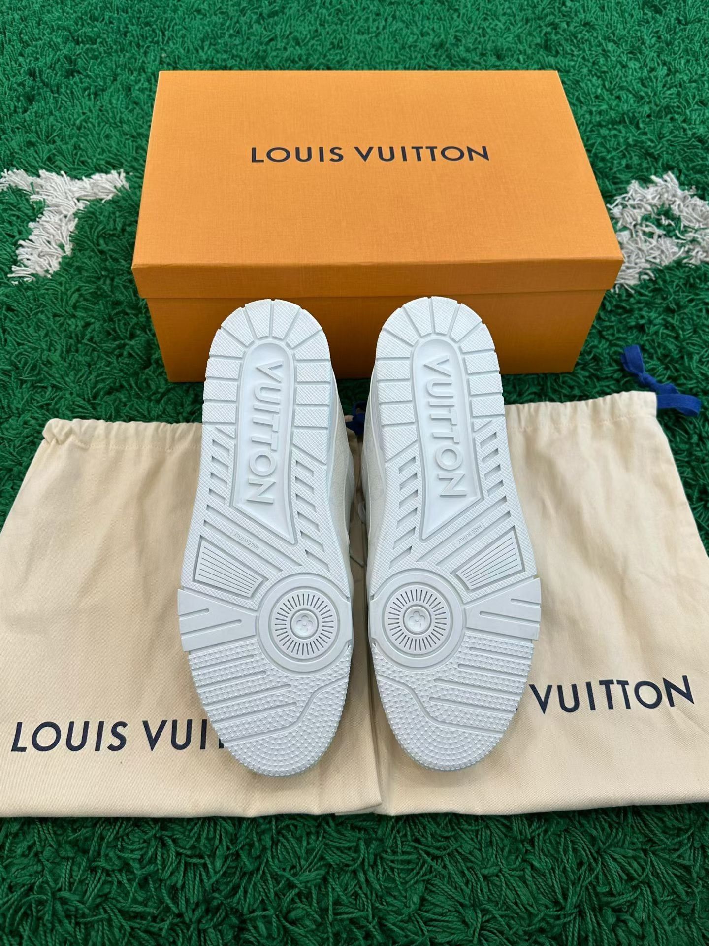 Louis Vuitton Louis Vuitton Monogram LV Trainer Sneakers UK 10 Size US 11 / EU 44 - 6 Thumbnail