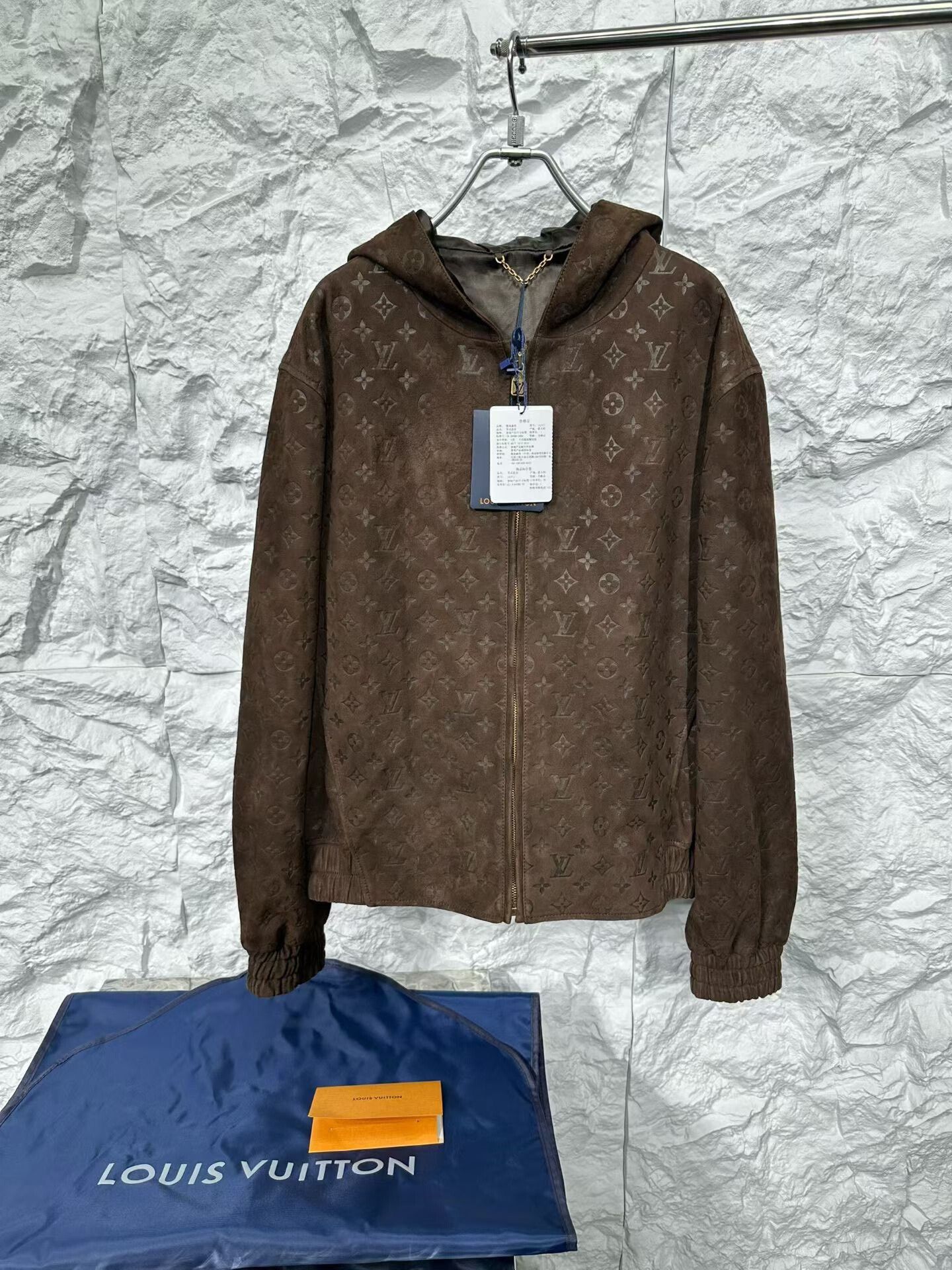 Louis Vuitton Louis Vuitton Monogram Embossed Suede Hoodie 48 Size US M / EU 48-50 / 2 - 2 Thumbnail