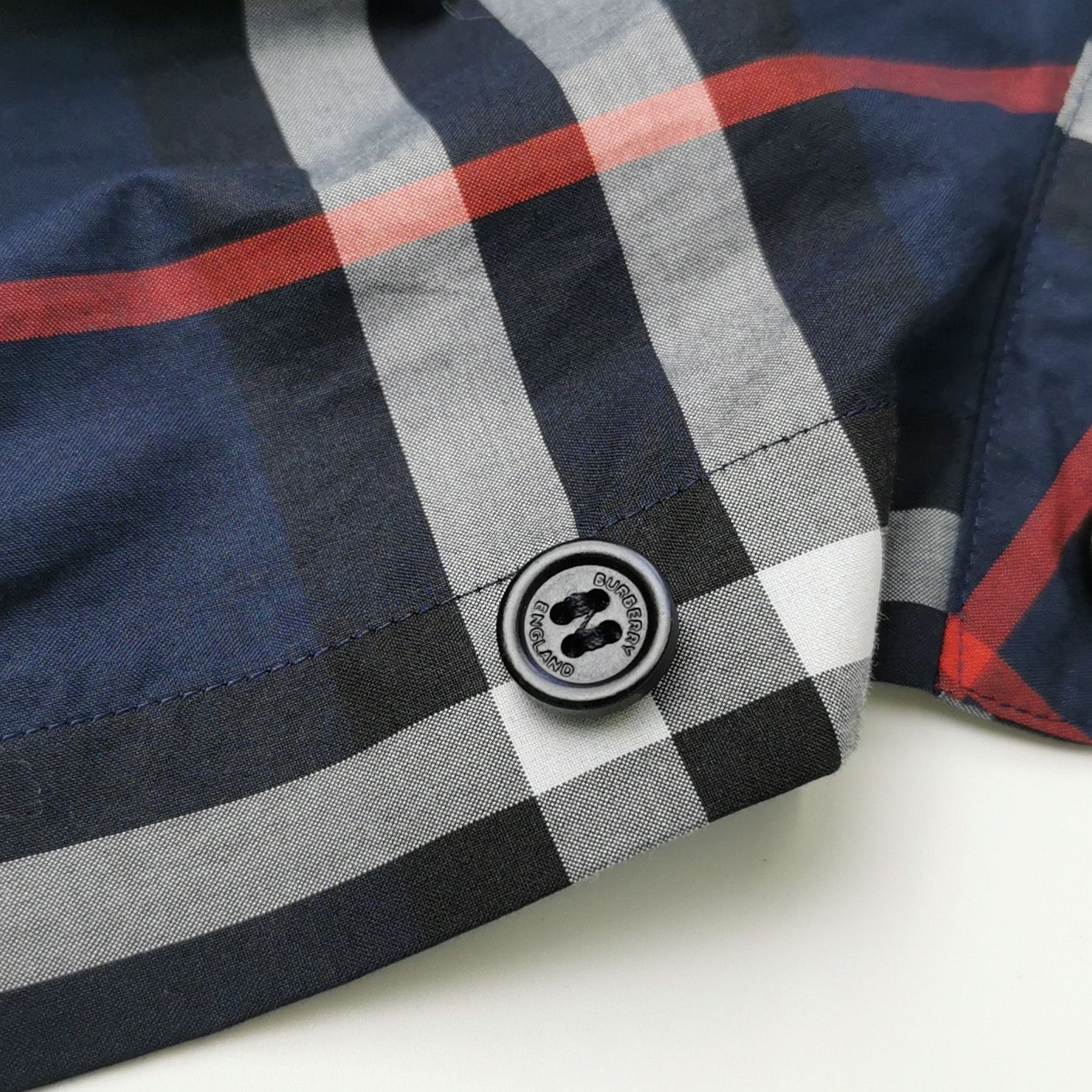 Burberry Burberry Men s Button Ups Size US S / EU 44-46 / 1 - 3 Thumbnail